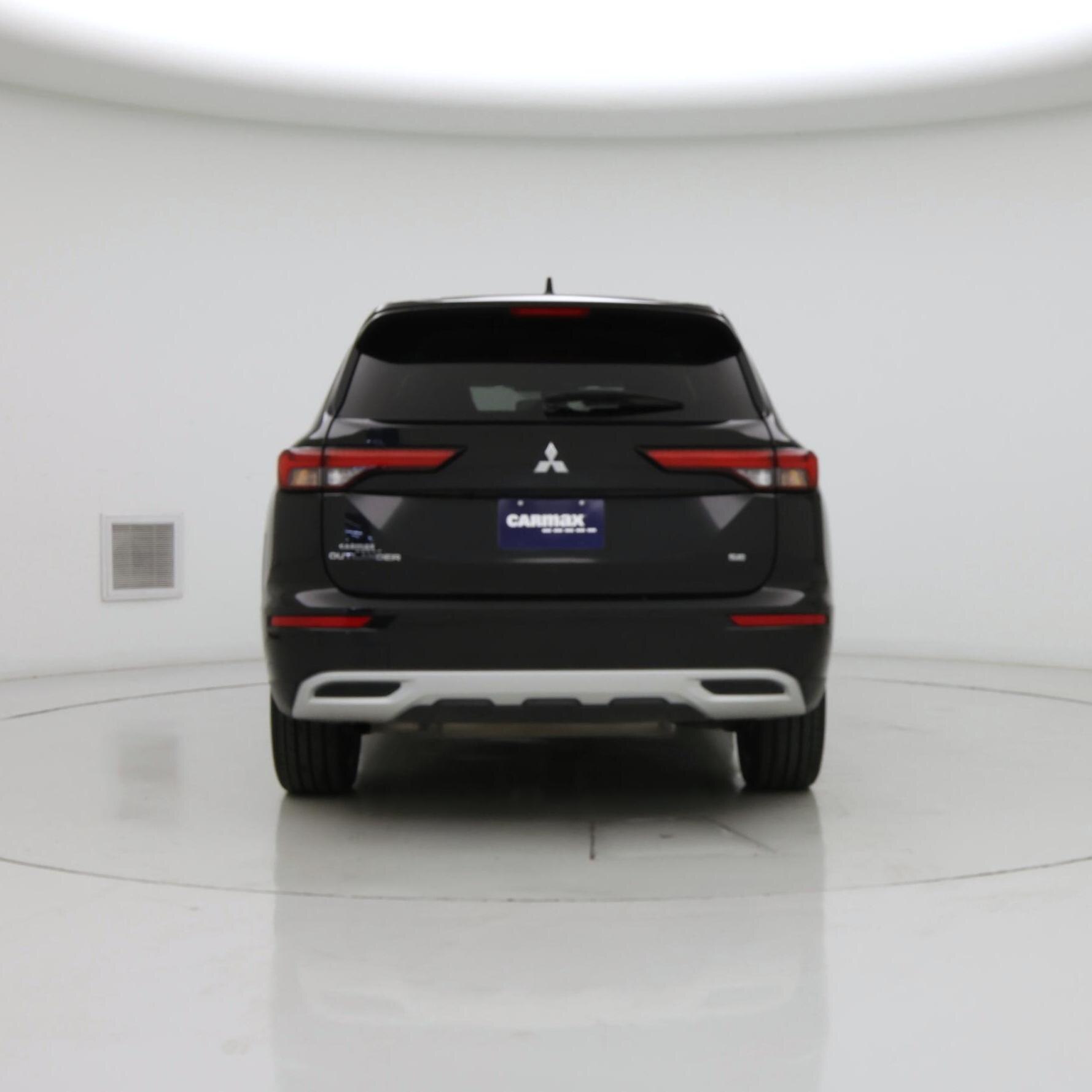 Thumbnail: 2024 Mitsubishi Outlander - 6