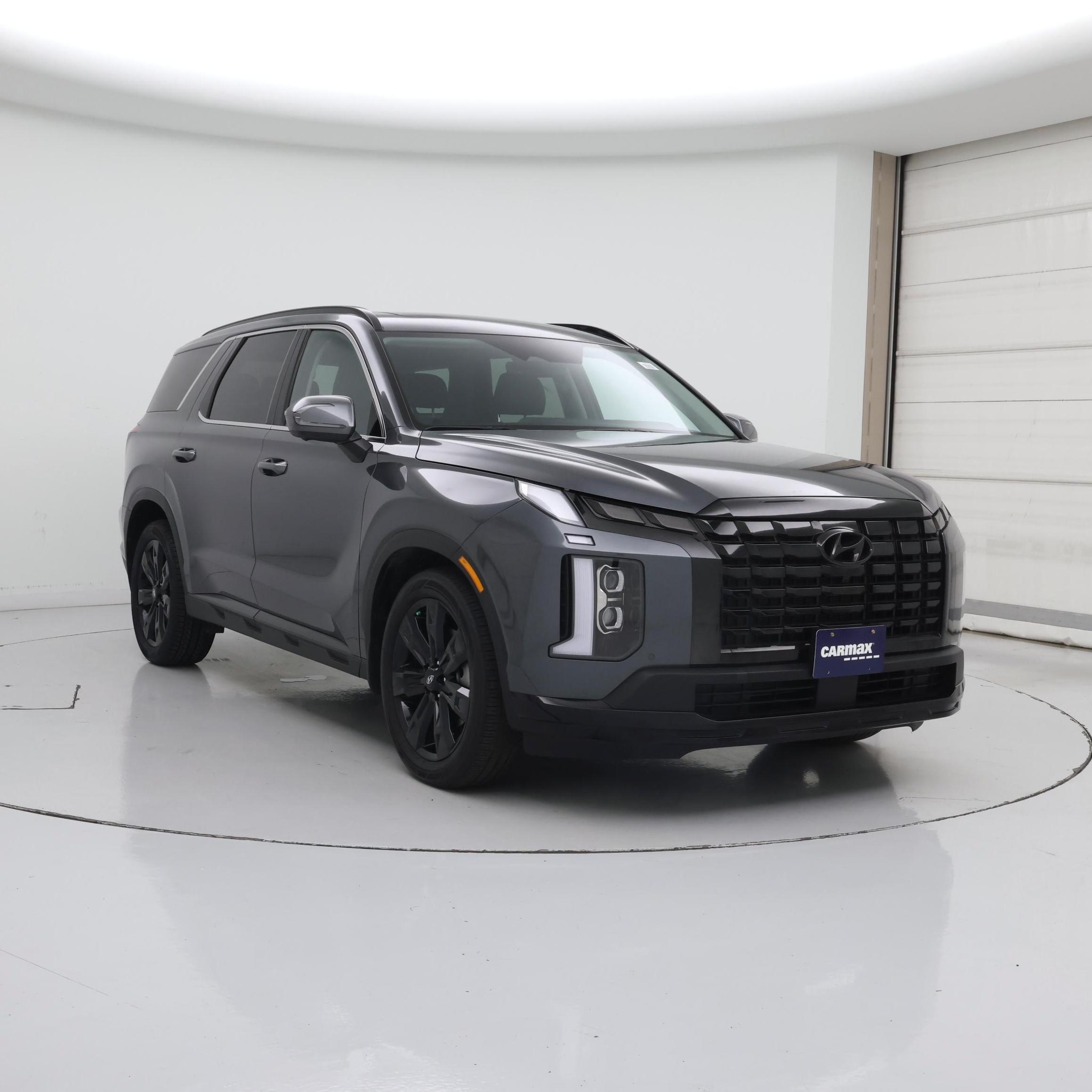 Gray 2025 Hyundai Palisade SUV / Crossover Front-Wheel Drive Automatic