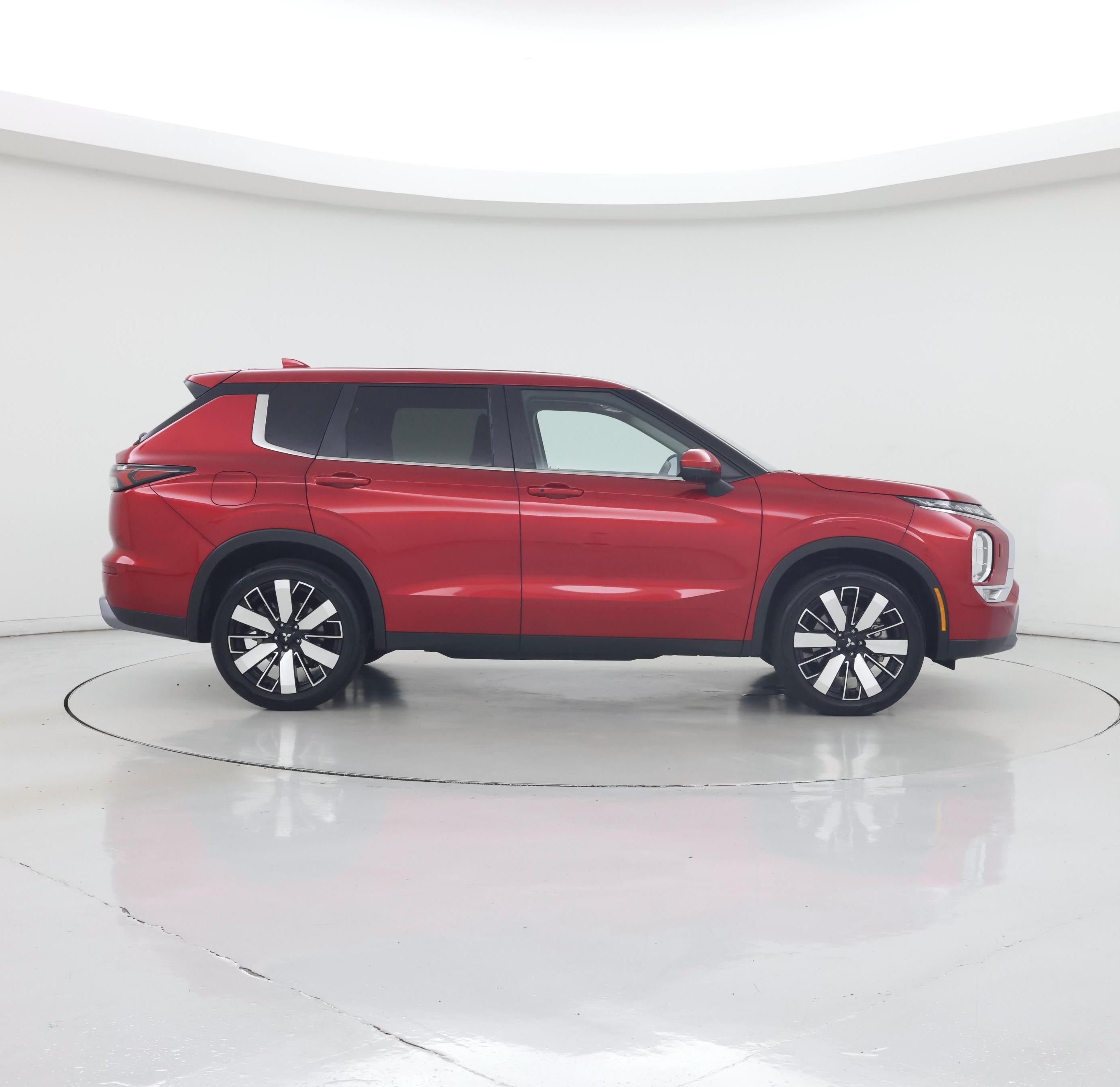 Thumbnail: 2025 Mitsubishi Outlander - 7