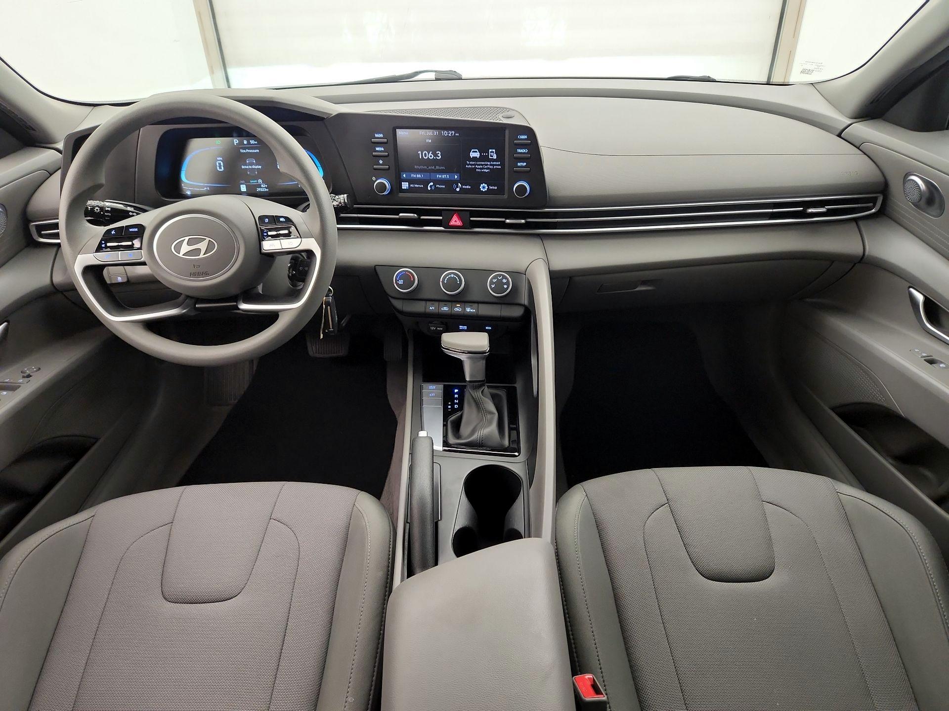 Thumbnail: 2025 Hyundai Elantra - 9