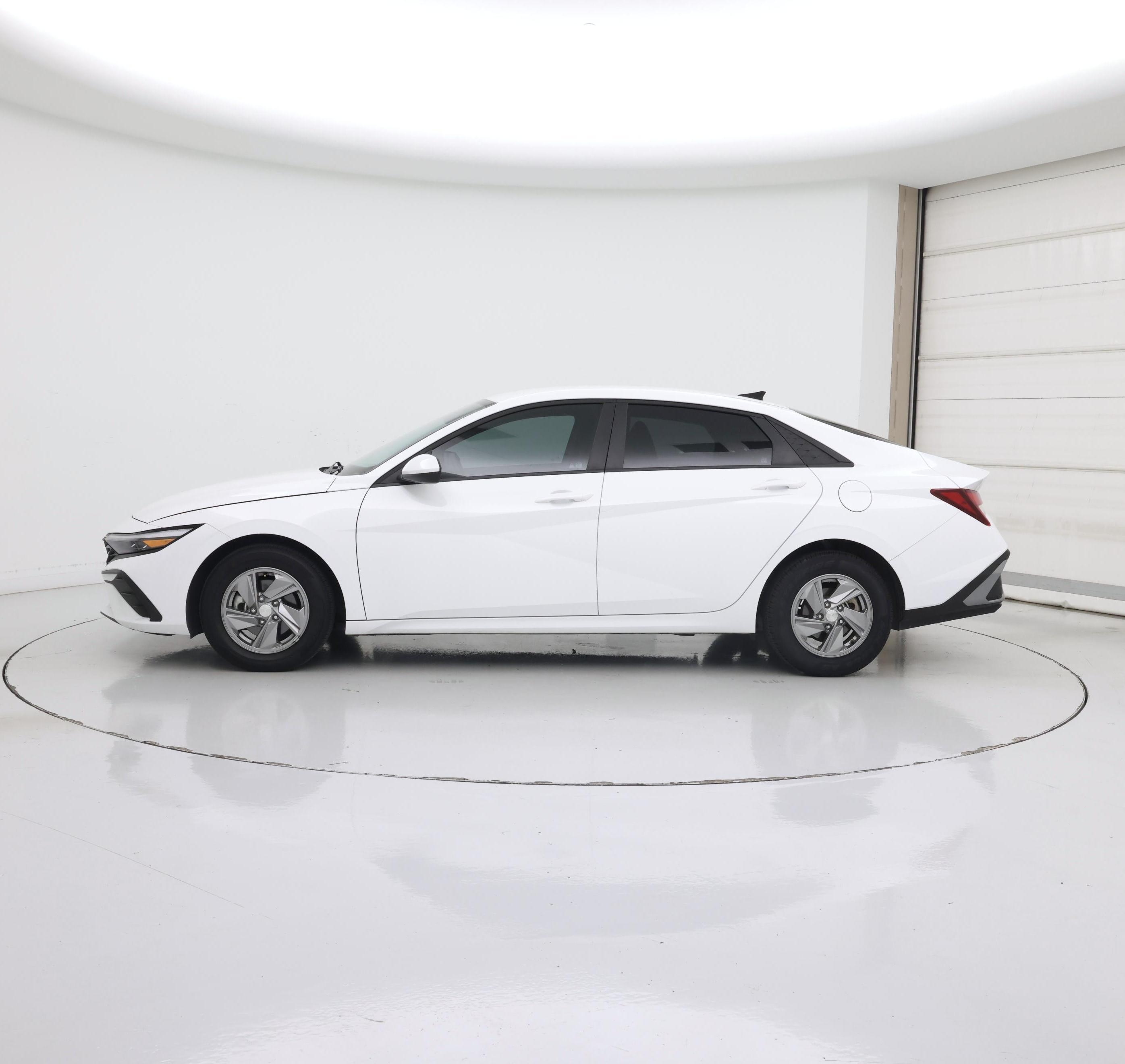 Thumbnail: 2025 Hyundai Elantra - 3