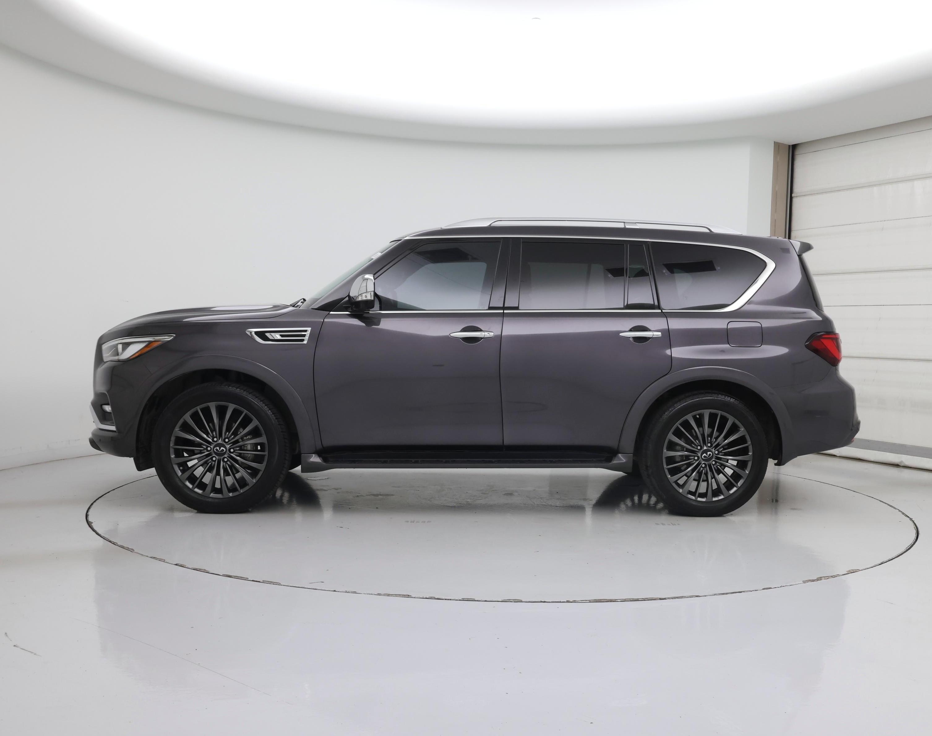 Thumbnail: 2023 INFINITI QX80 - 3
