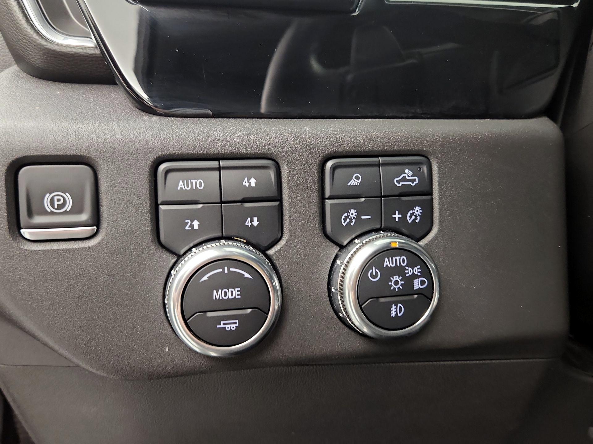 Thumbnail: 2024 GMC Sierra 1500 - 13