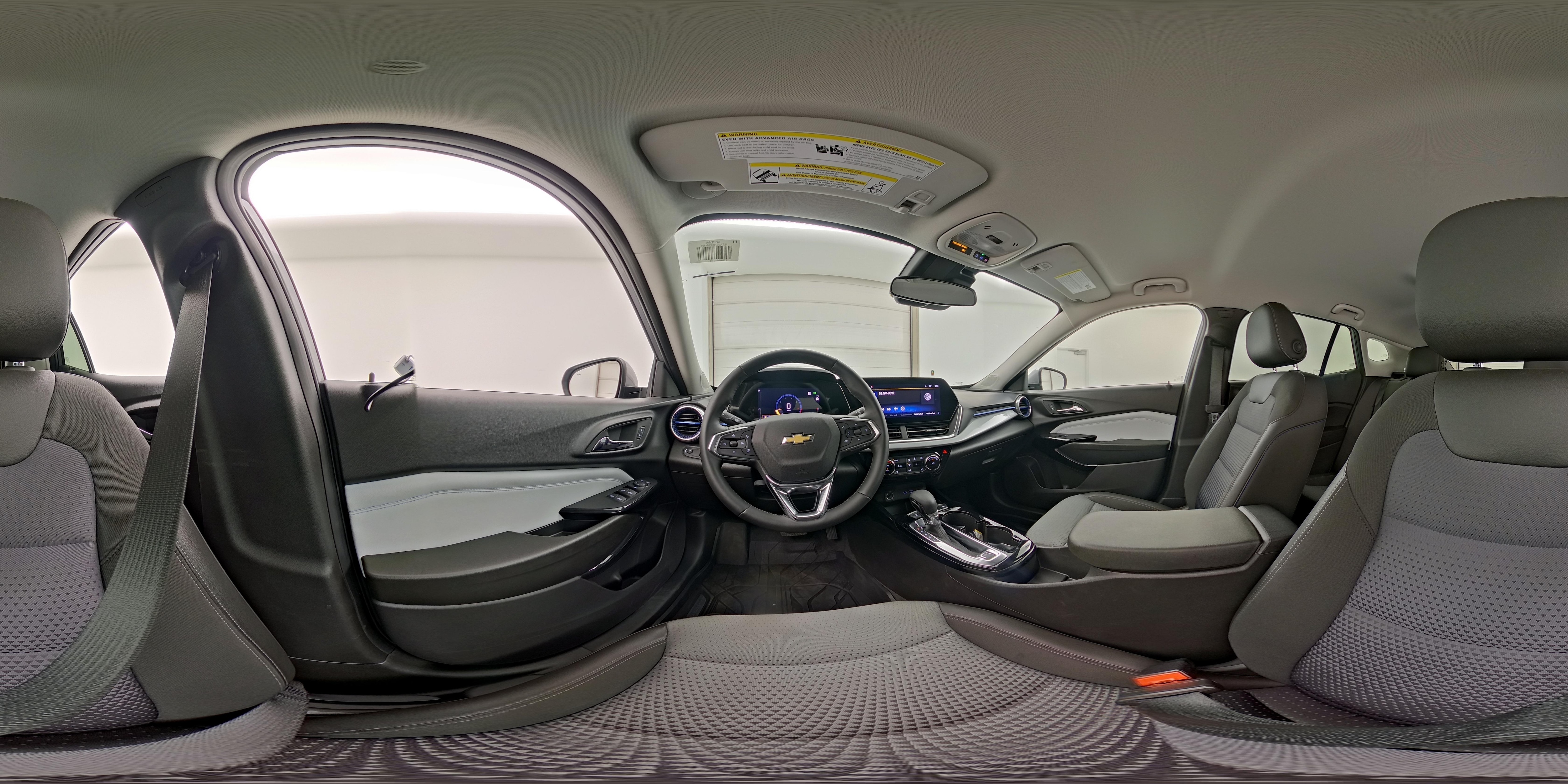 2025 Chevrolet Trax LT - Photo 26