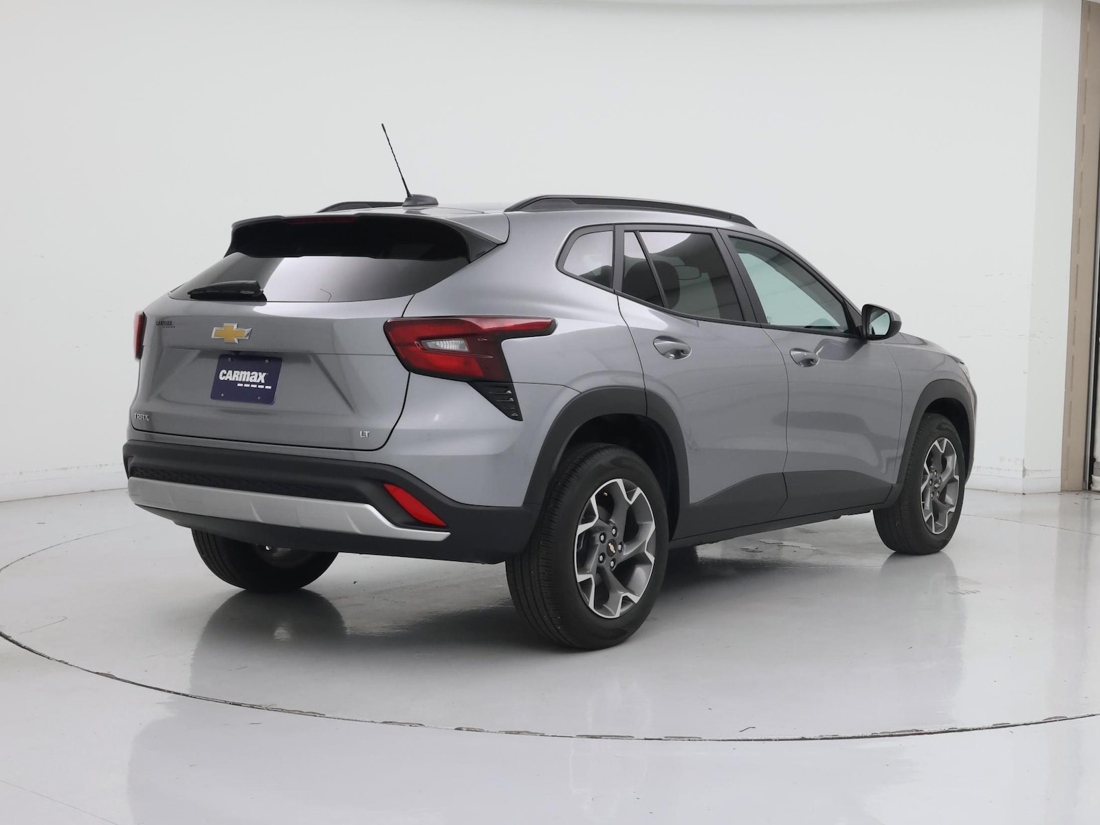 2025 Chevrolet Trax LT - Photo 9
