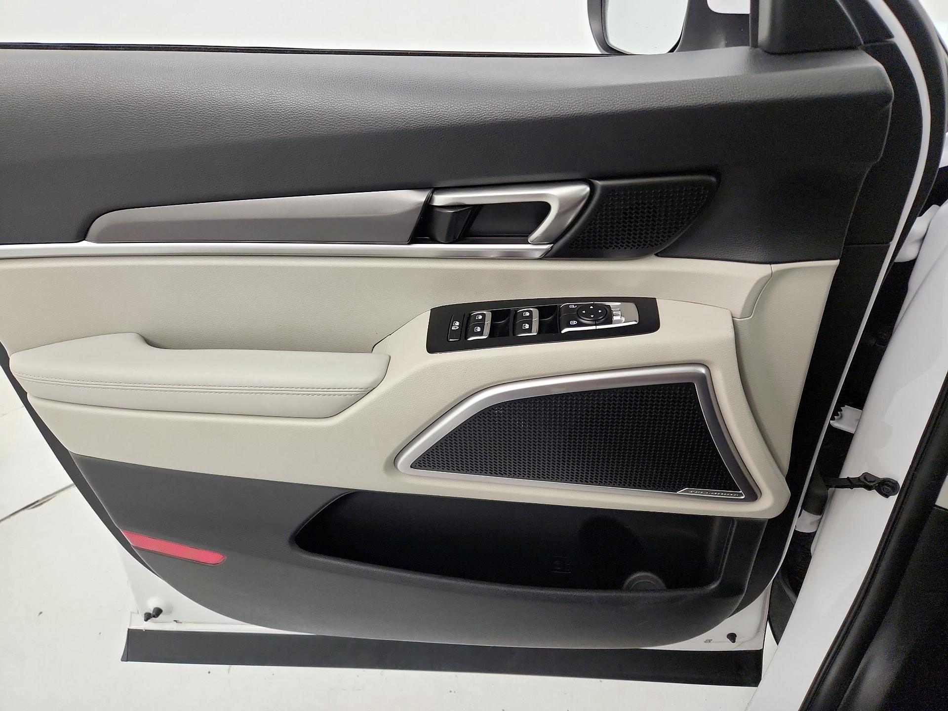Thumbnail: 2025 Kia Telluride - 12