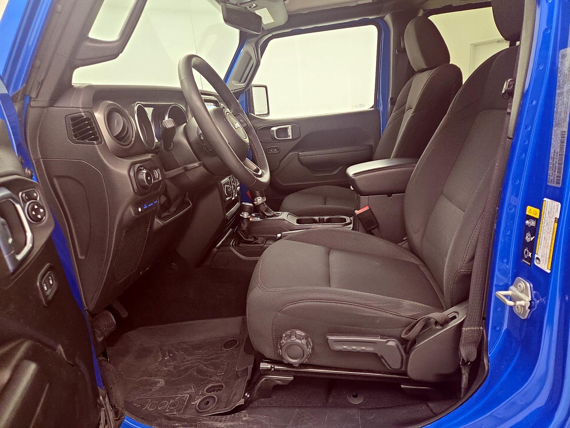 Thumbnail: 2023 Jeep Wrangler - 9