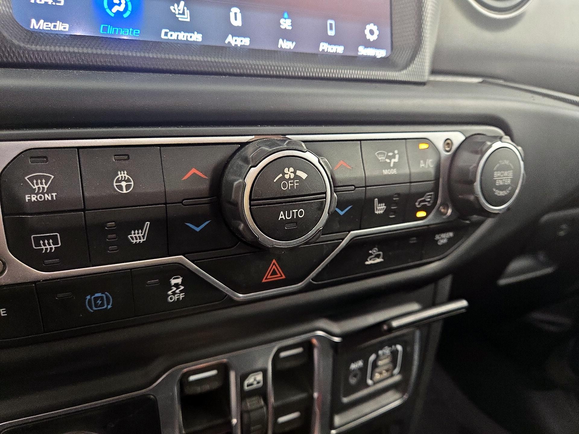 Thumbnail: 2023 Jeep Wrangler - 15