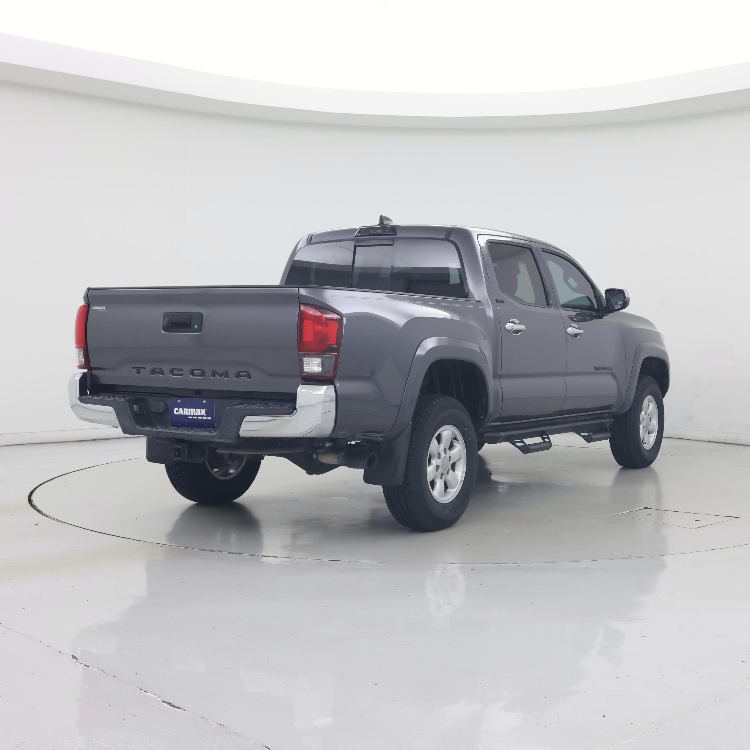 Thumbnail: 2021 Toyota Tacoma - 8