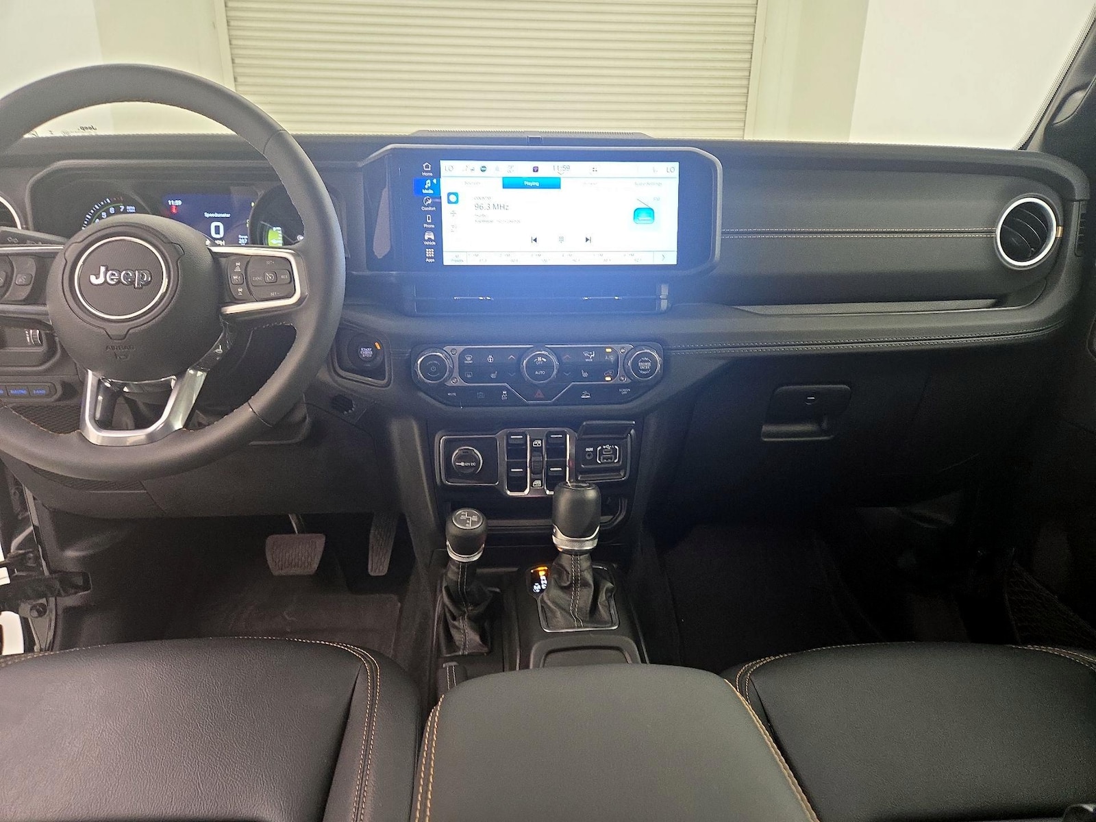 2024 Jeep Wrangler 4xe Sahara 4XE - Photo 10