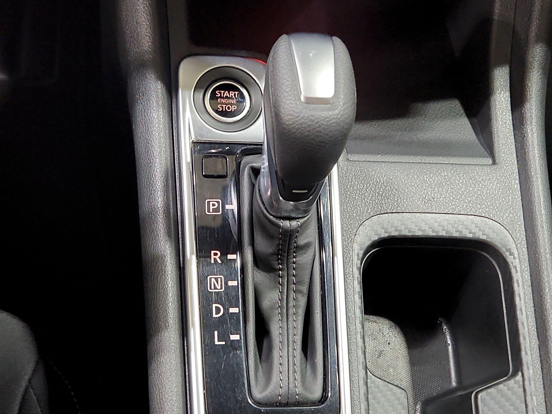 Thumbnail: 2024 Nissan Sentra - 17