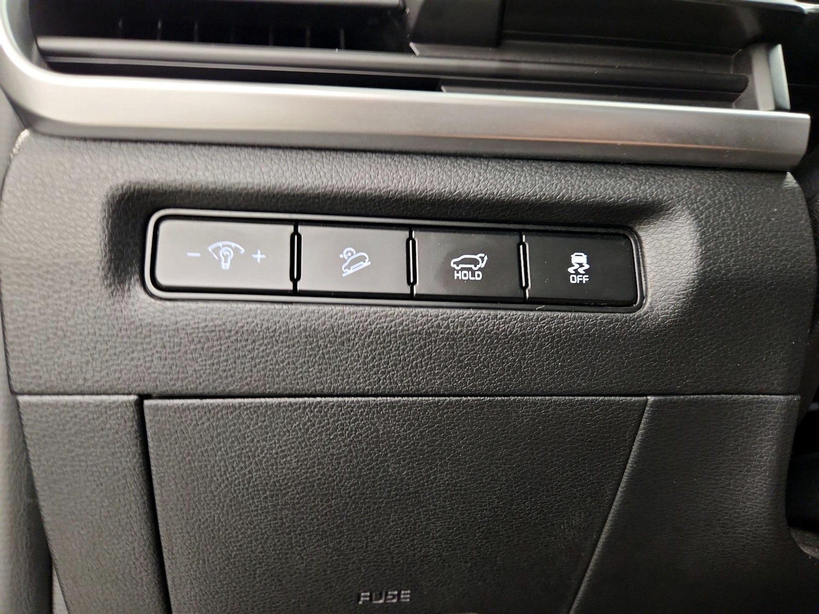2025 Kia Telluride S - Photo 14