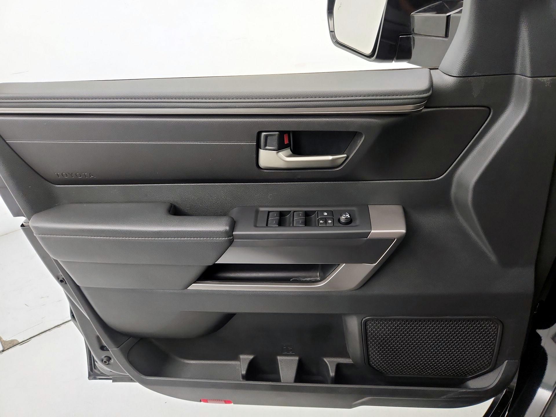 Thumbnail: 2024 Toyota Tundra - 12
