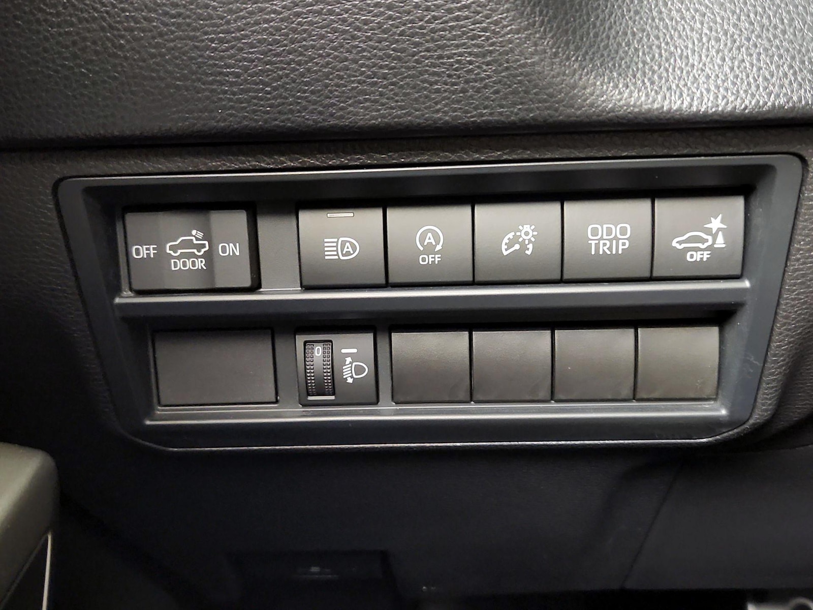 2024 Toyota Tundra SR5 - Photo 14