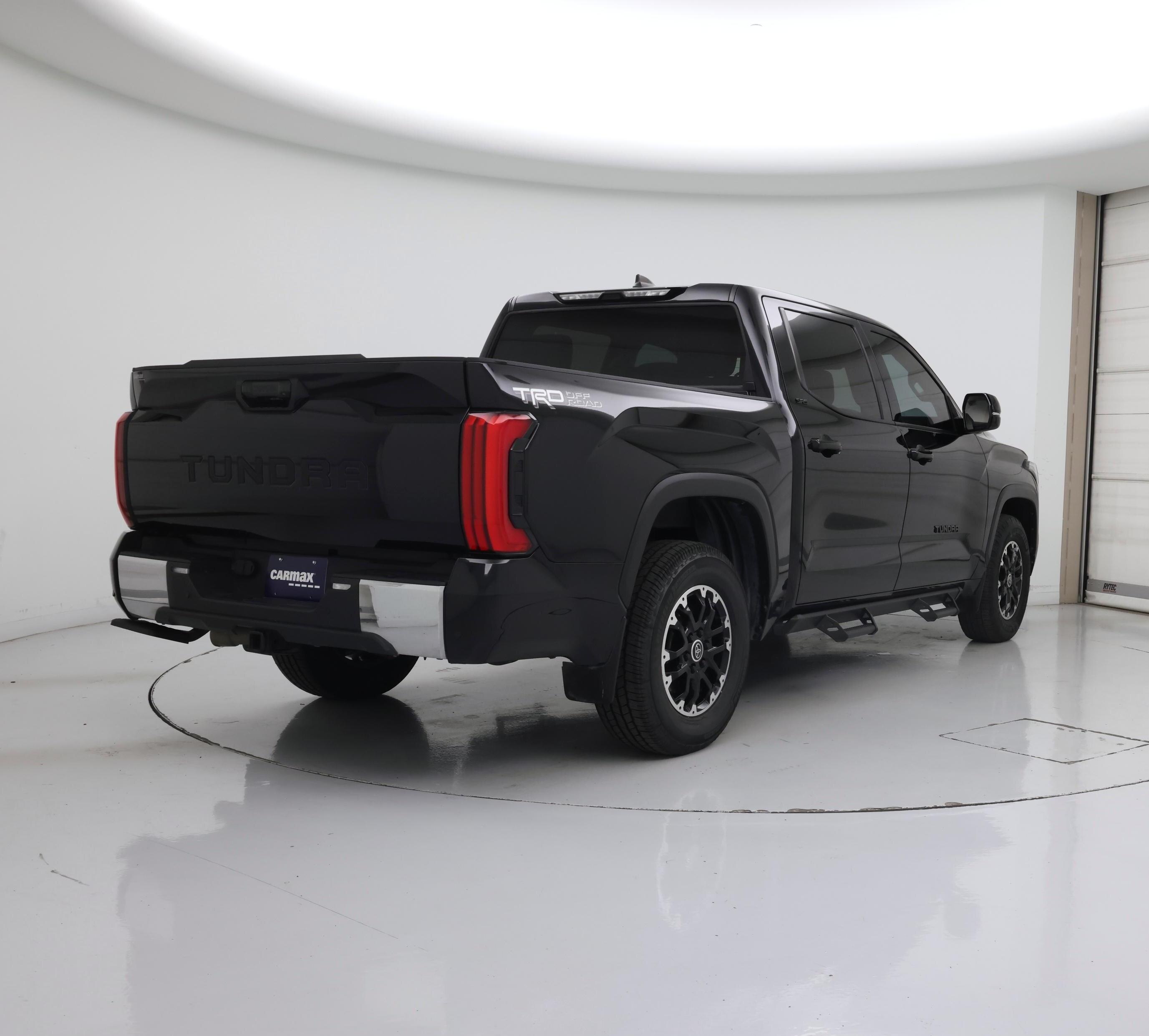 Thumbnail: 2024 Toyota Tundra - 8