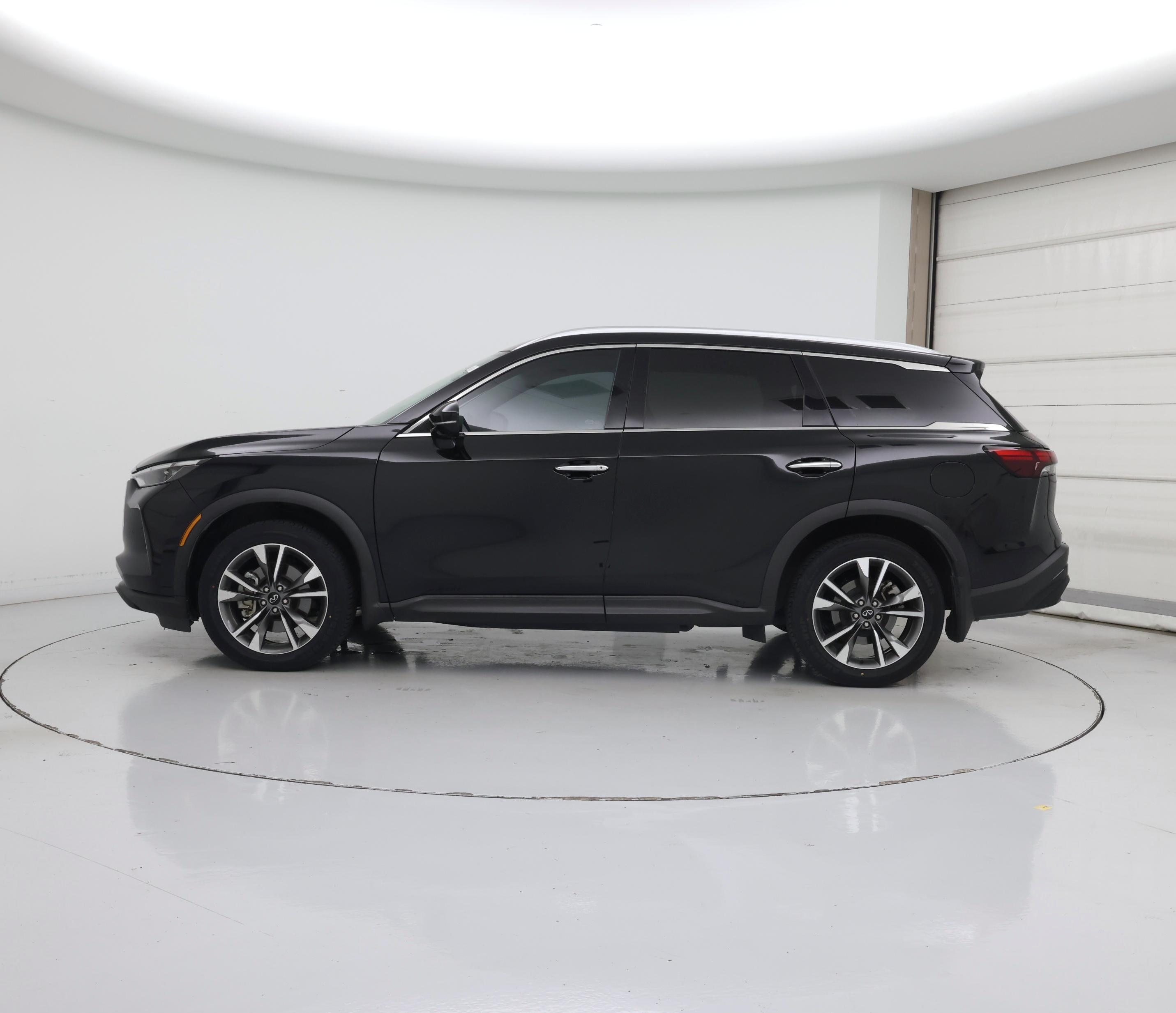 Thumbnail: 2023 INFINITI QX60 - 3