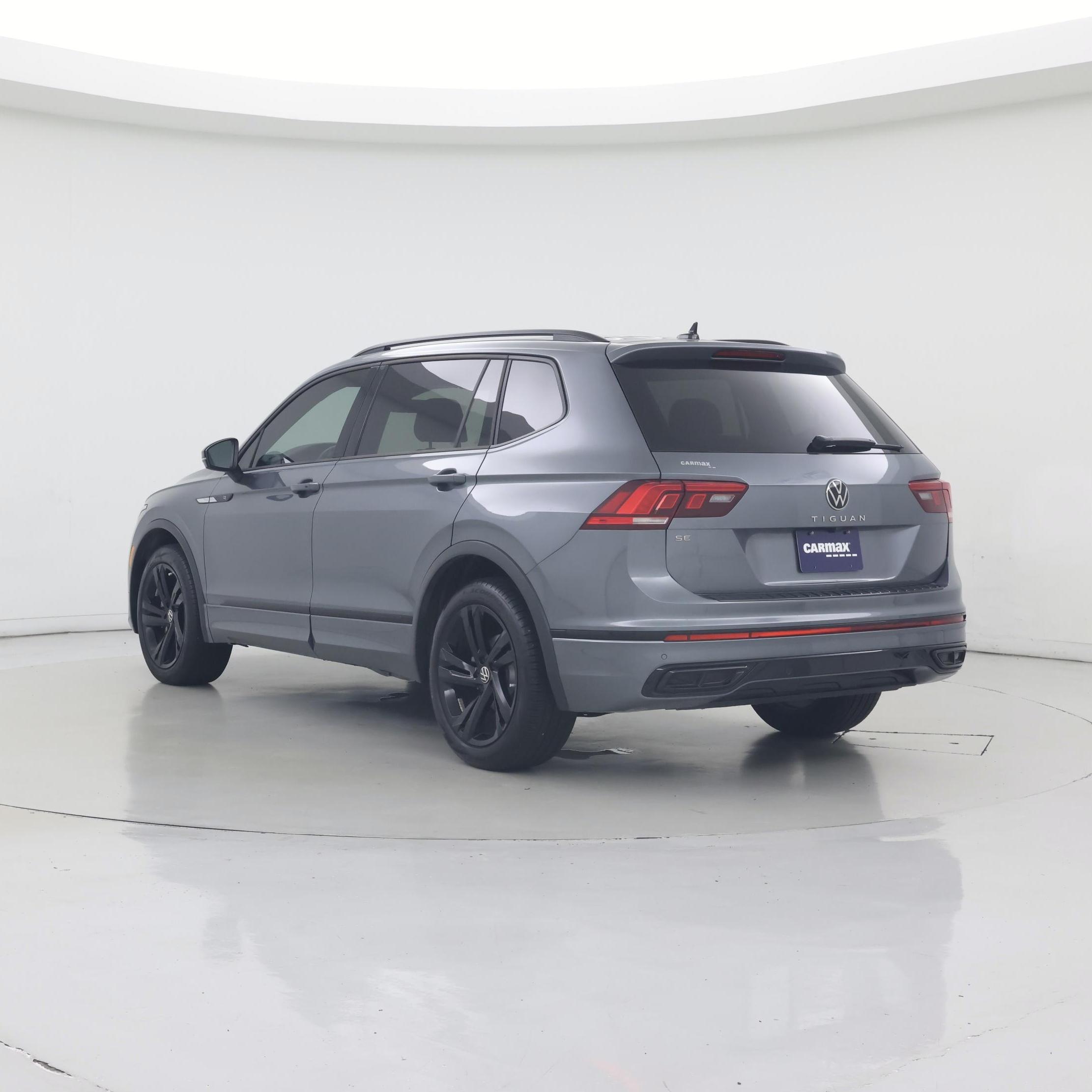 Thumbnail: 2024 Volkswagen Tiguan - 2
