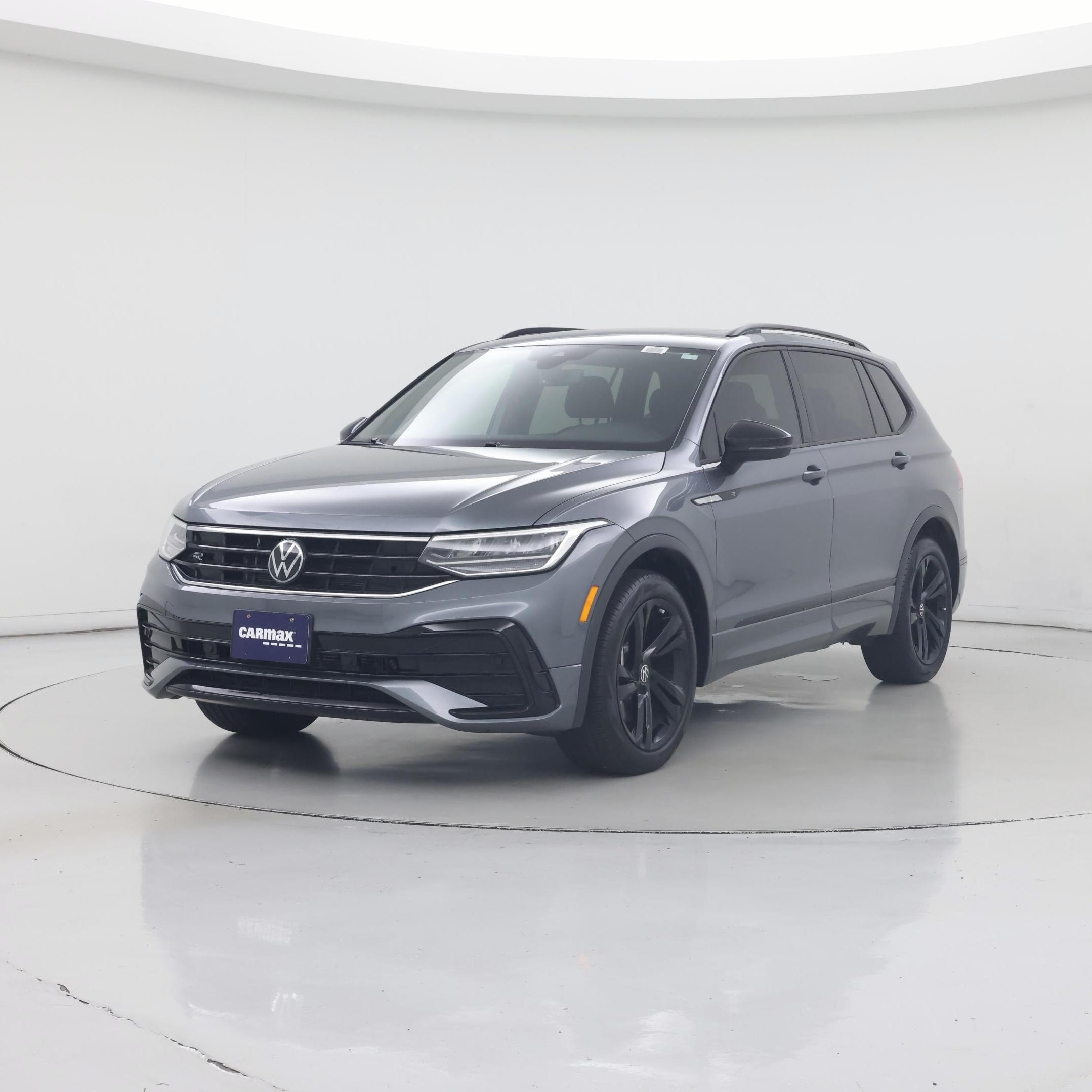 Thumbnail: 2024 Volkswagen Tiguan - 4