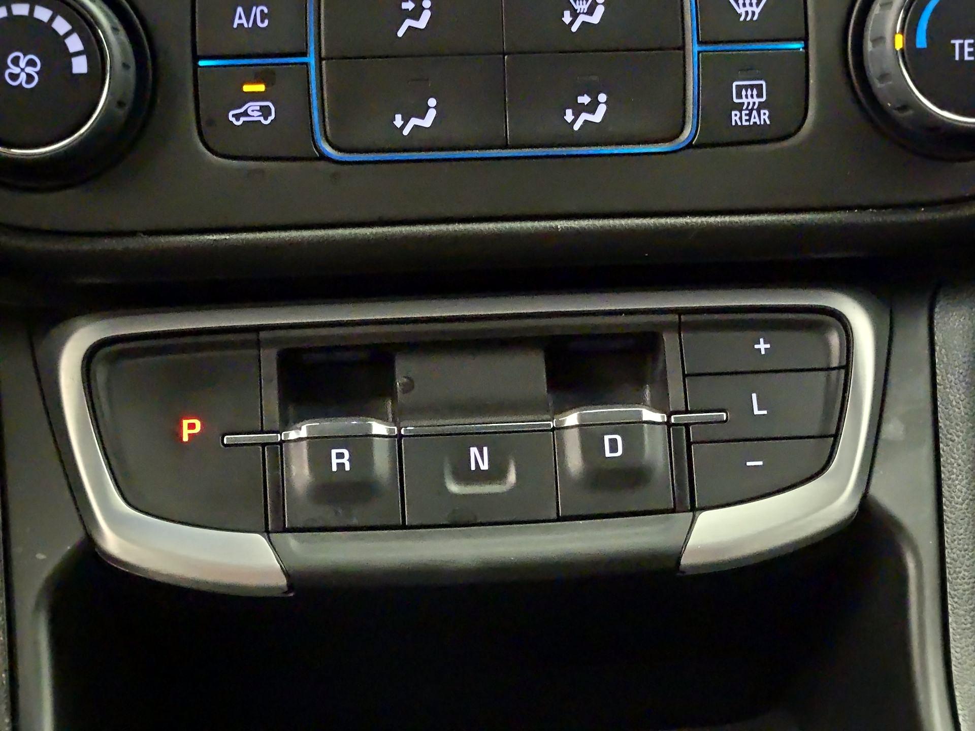 Thumbnail: 2024 GMC Terrain - 17