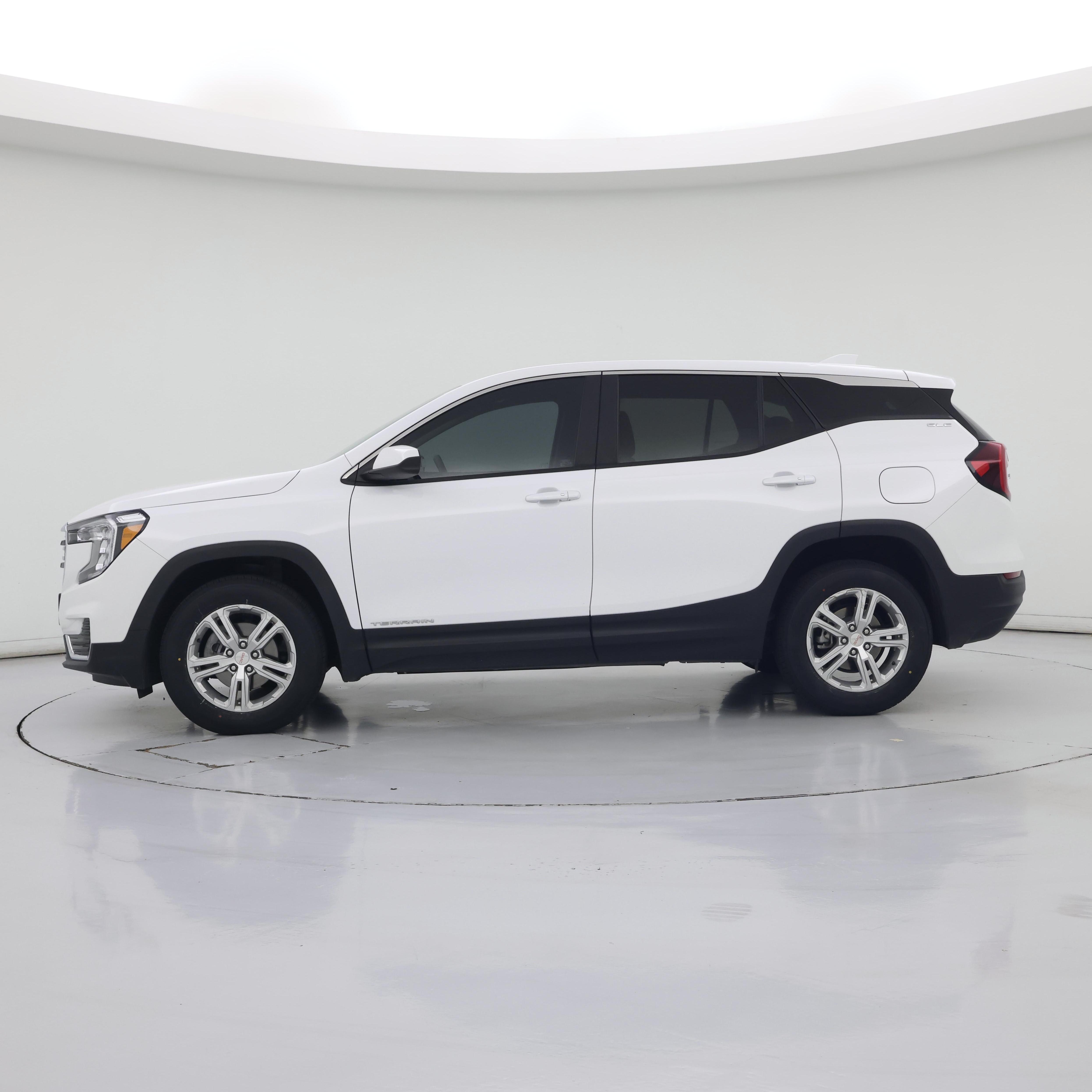 Thumbnail: 2024 GMC Terrain - 3