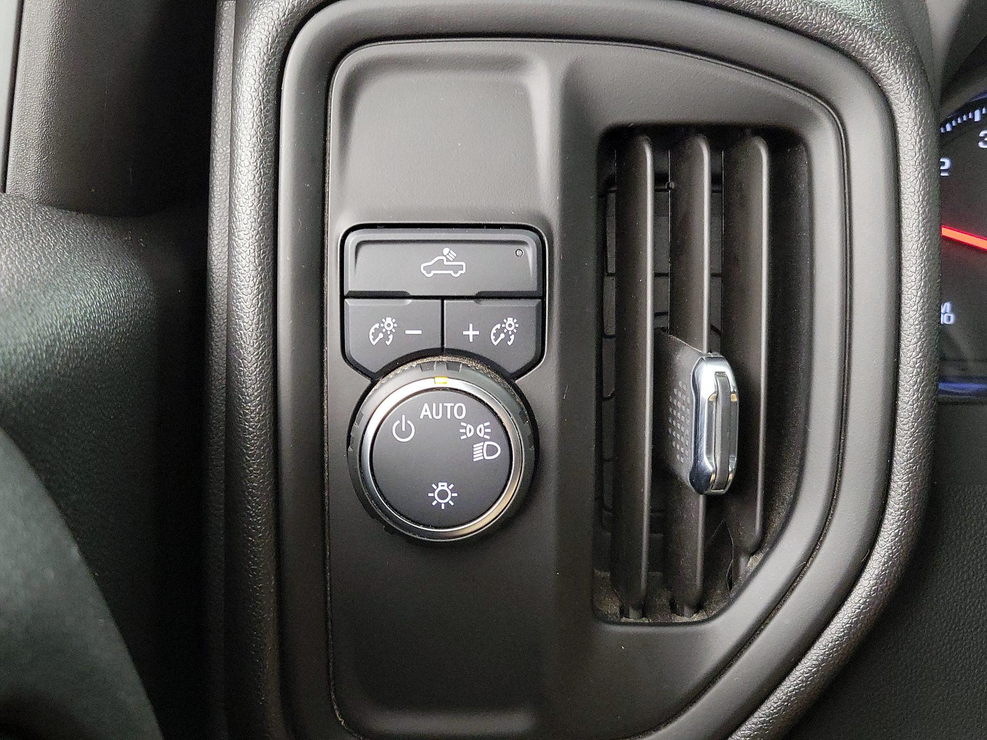 Thumbnail: 2025 Chevrolet Silverado 1500 - 13