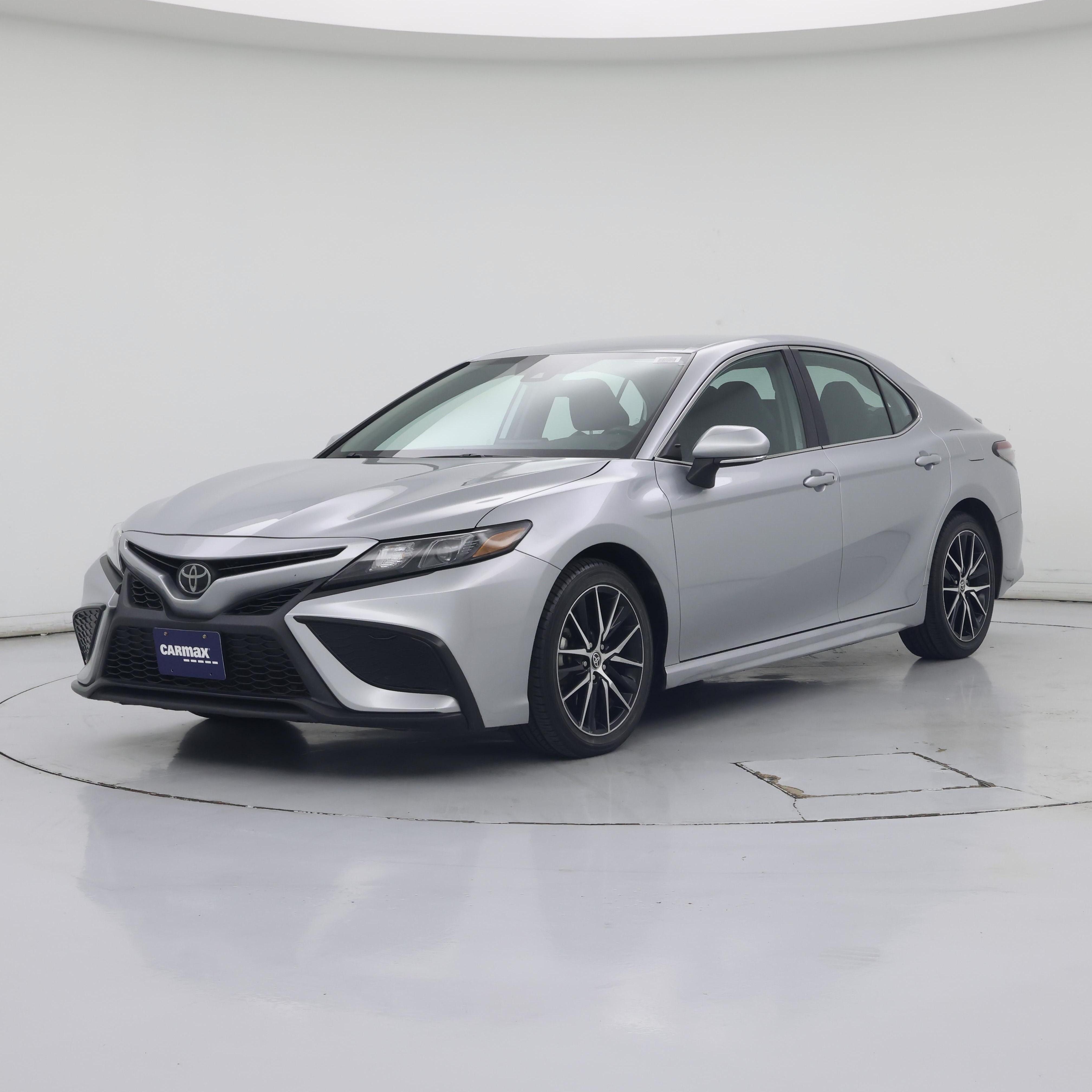 Thumbnail: 2023 Toyota Camry - 4