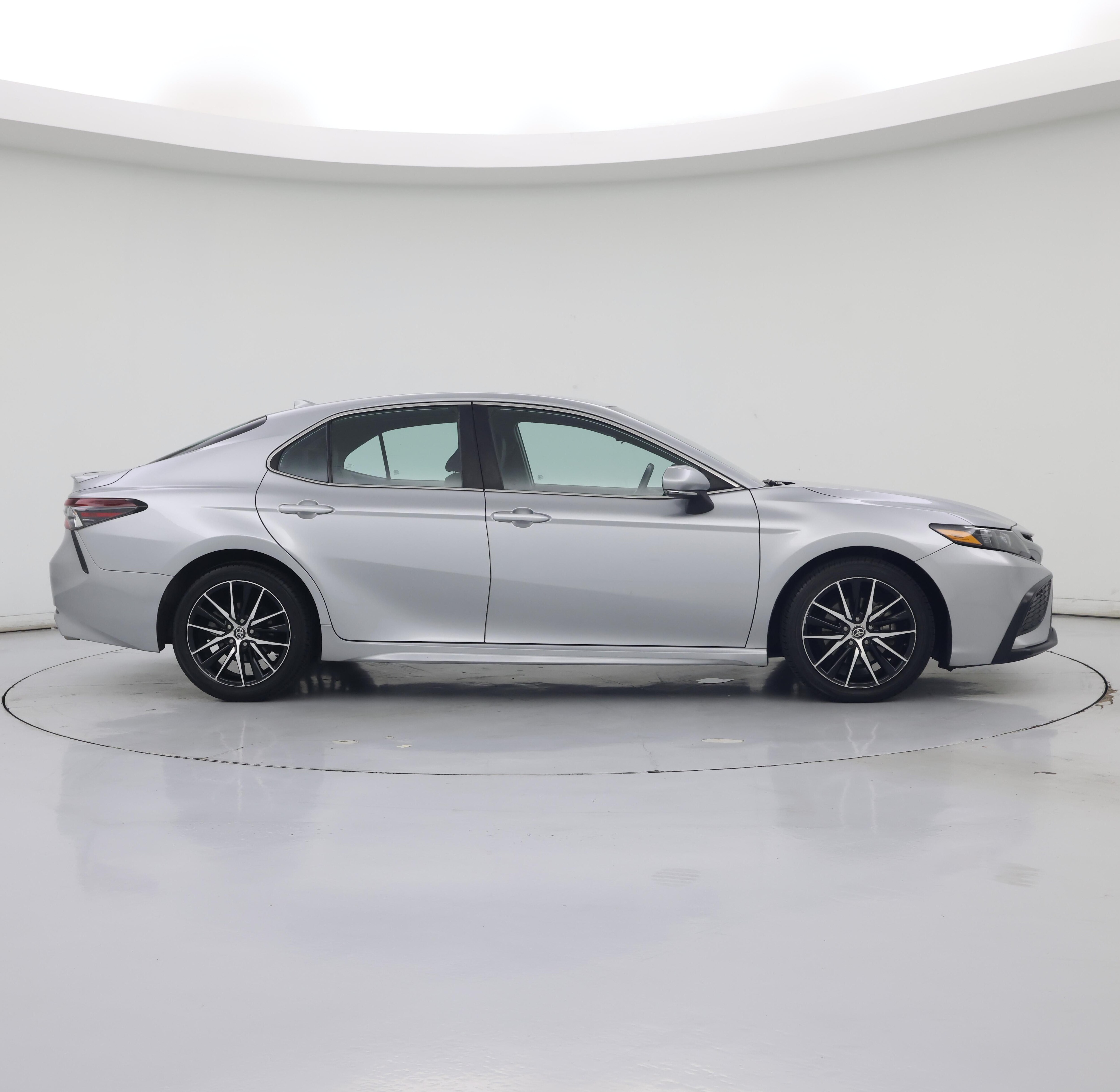 Thumbnail: 2023 Toyota Camry - 7