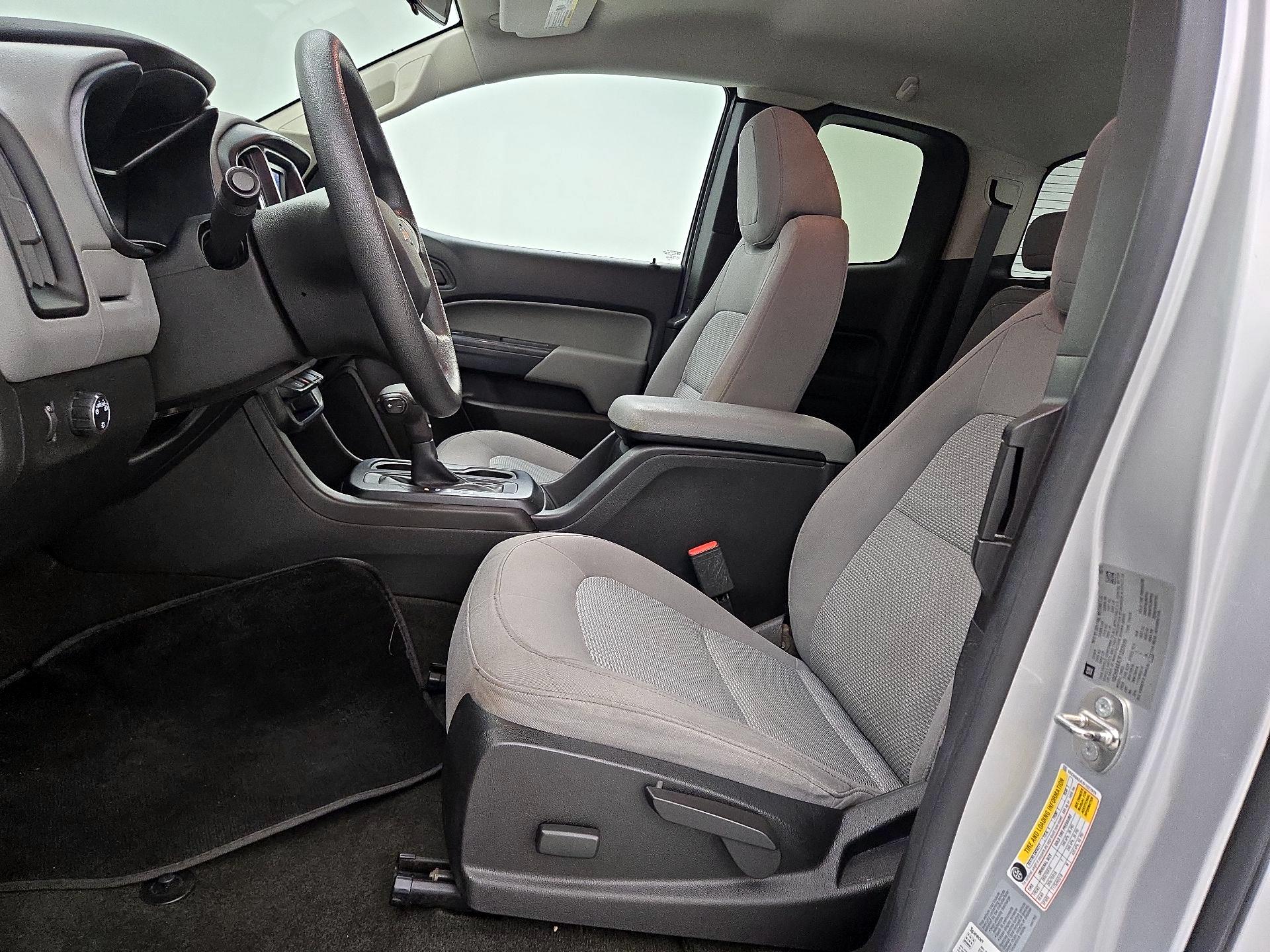 Thumbnail: 2015 Chevrolet Colorado - 11