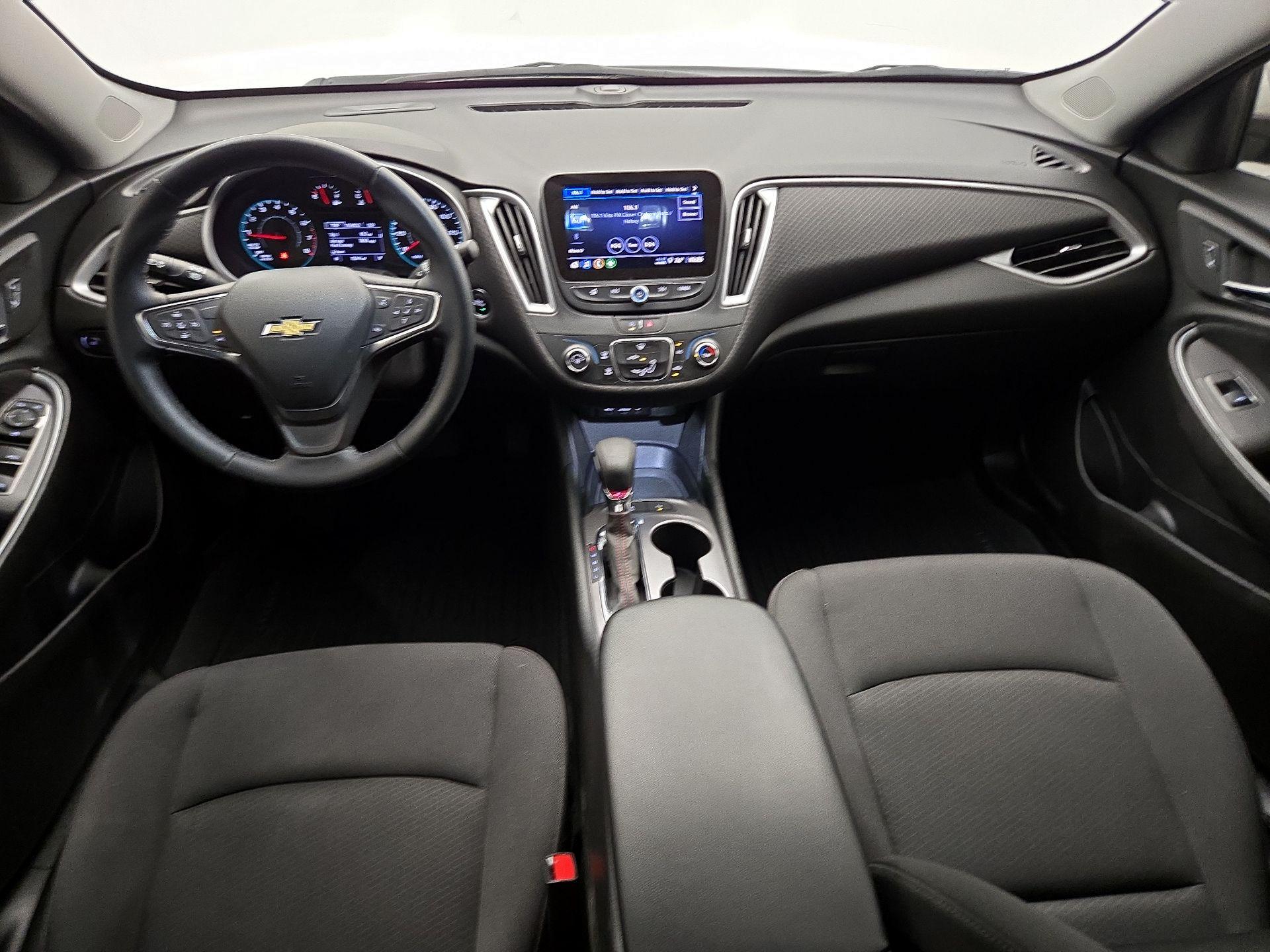 Thumbnail: 2024 Chevrolet Malibu - 9
