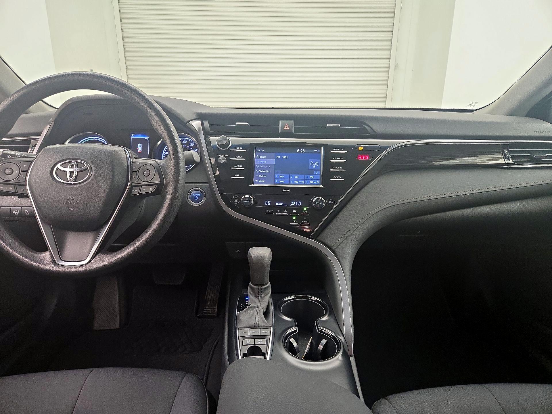 Thumbnail: 2020 Toyota Camry - 9