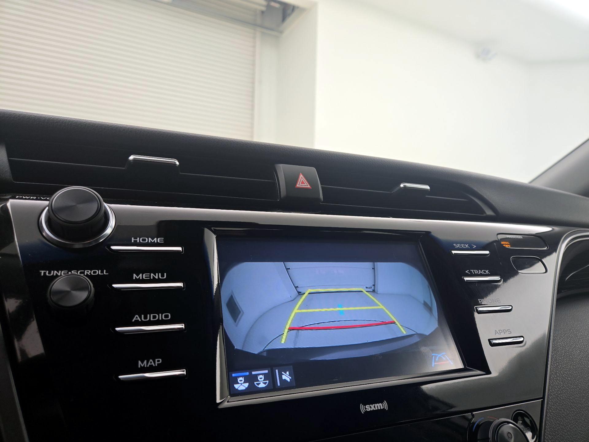 Thumbnail: 2020 Toyota Camry - 14