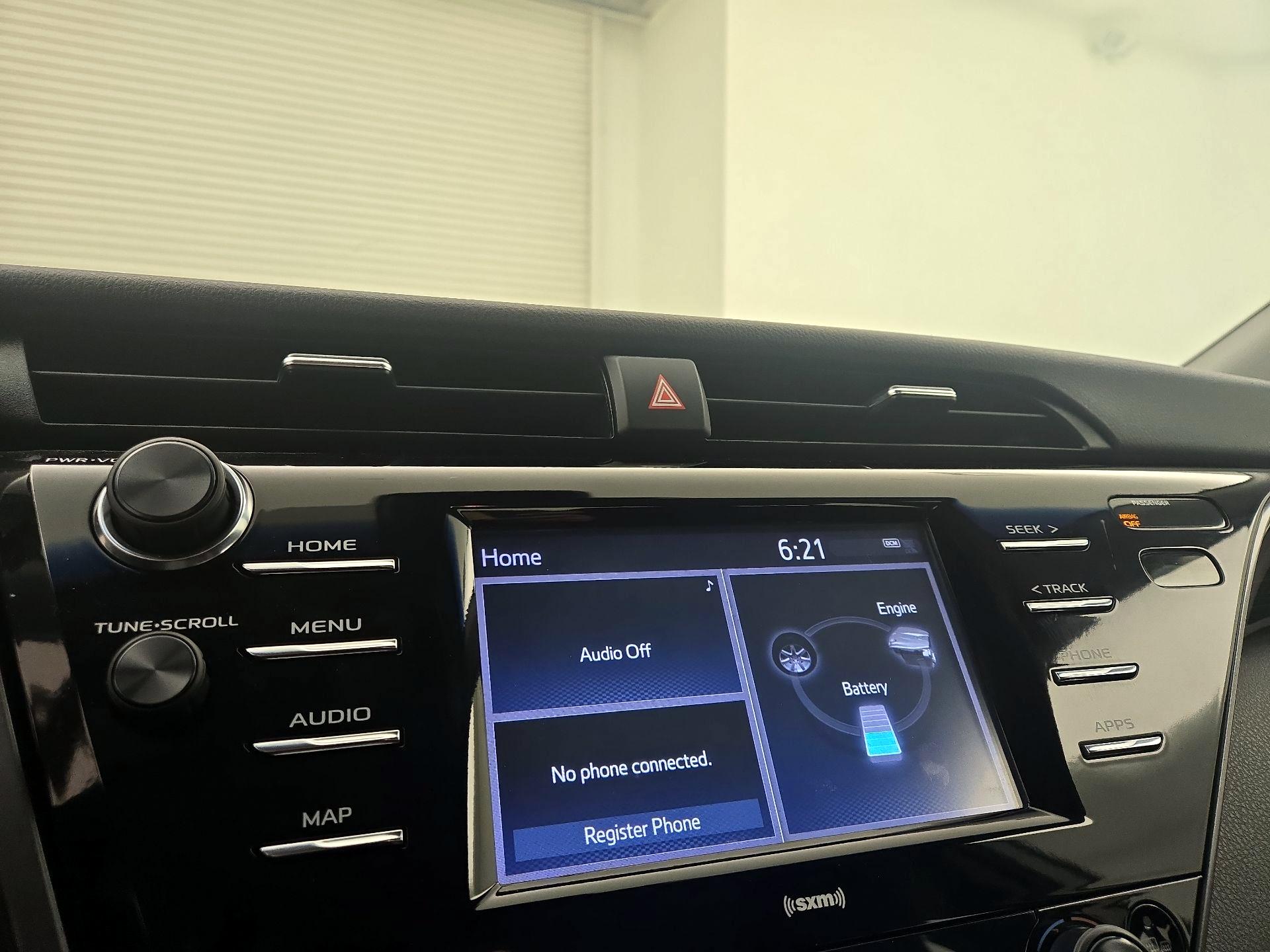 Thumbnail: 2020 Toyota Camry - 15