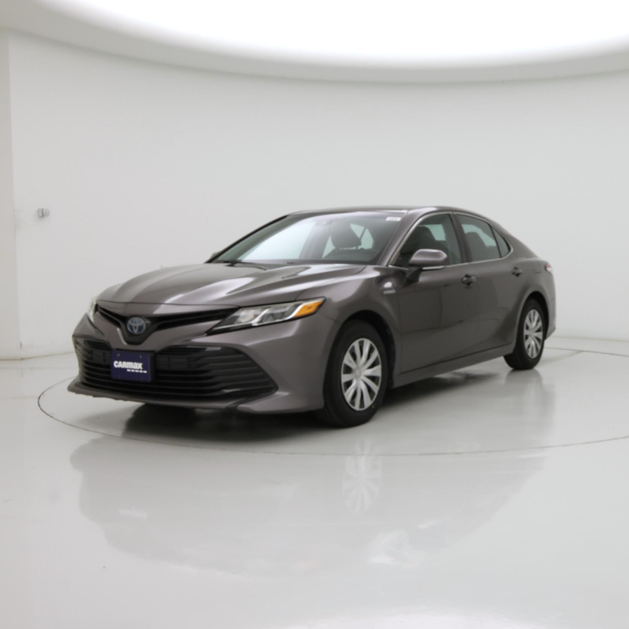 Thumbnail: 2020 Toyota Camry - 4