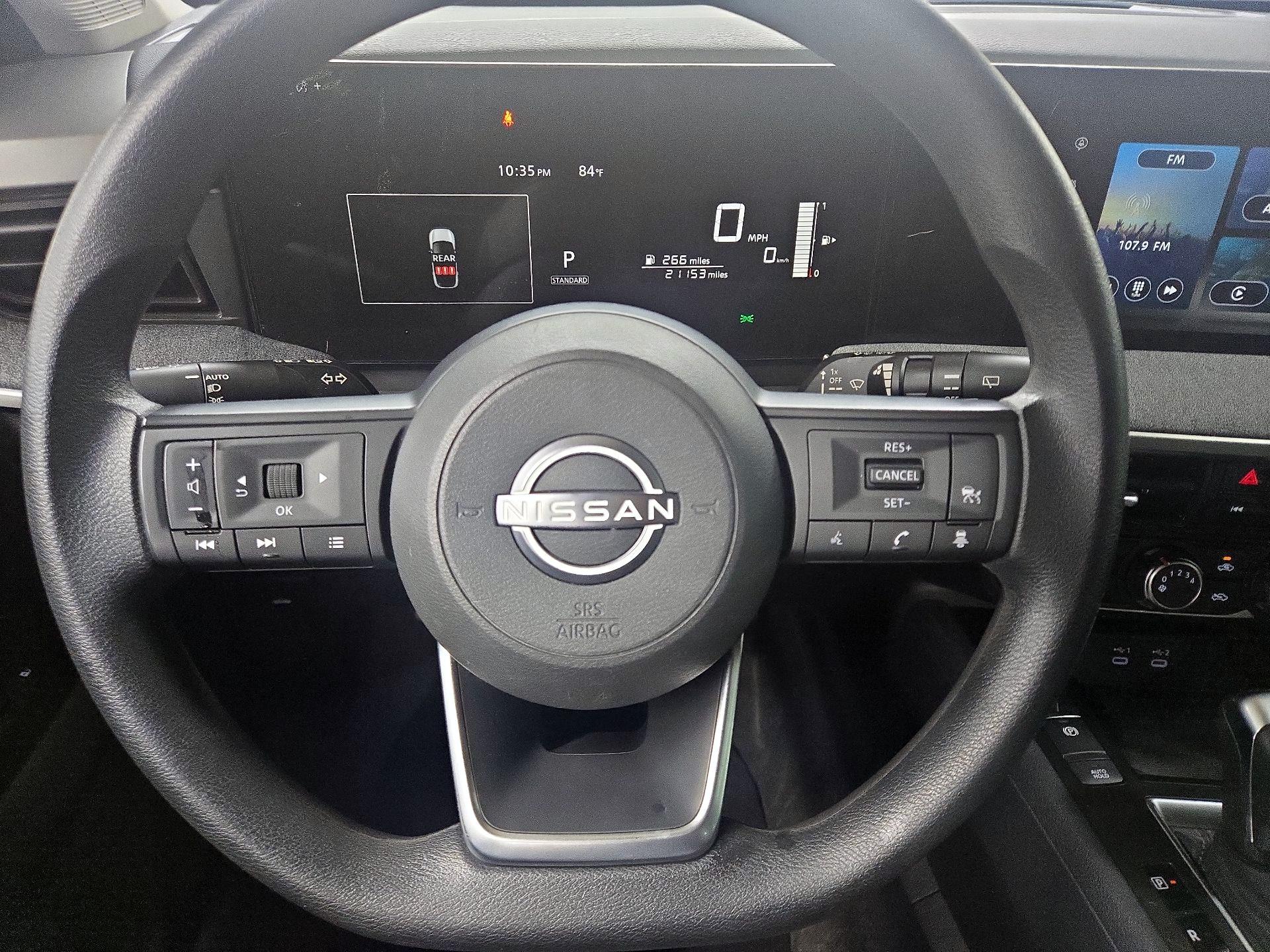 Thumbnail: 2025 Nissan Kicks - 10