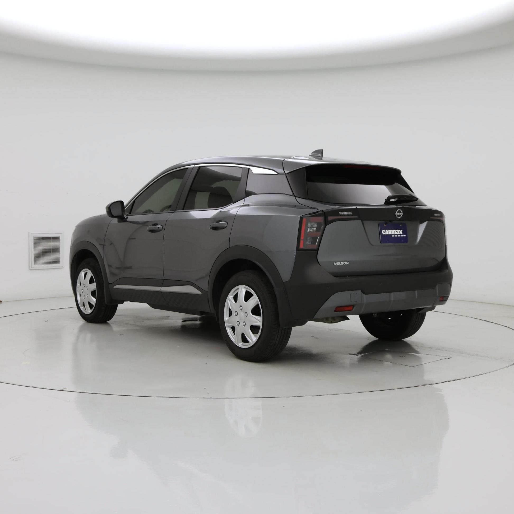 Thumbnail: 2025 Nissan Kicks - 2