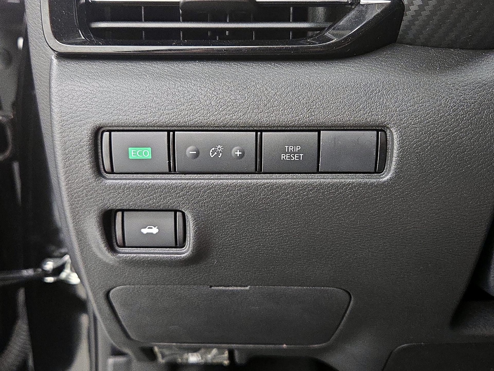 2024 Nissan Sentra SR - Photo 14