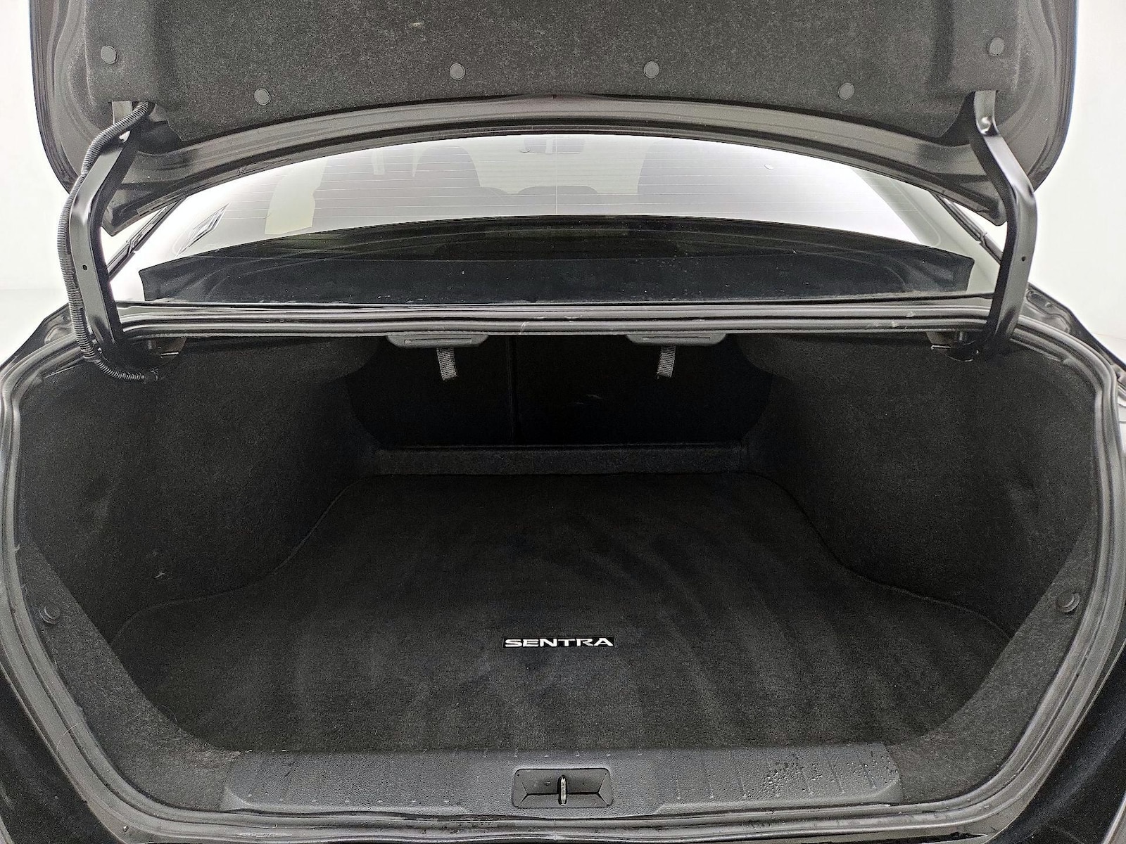 2024 Nissan Sentra SR - Photo 21