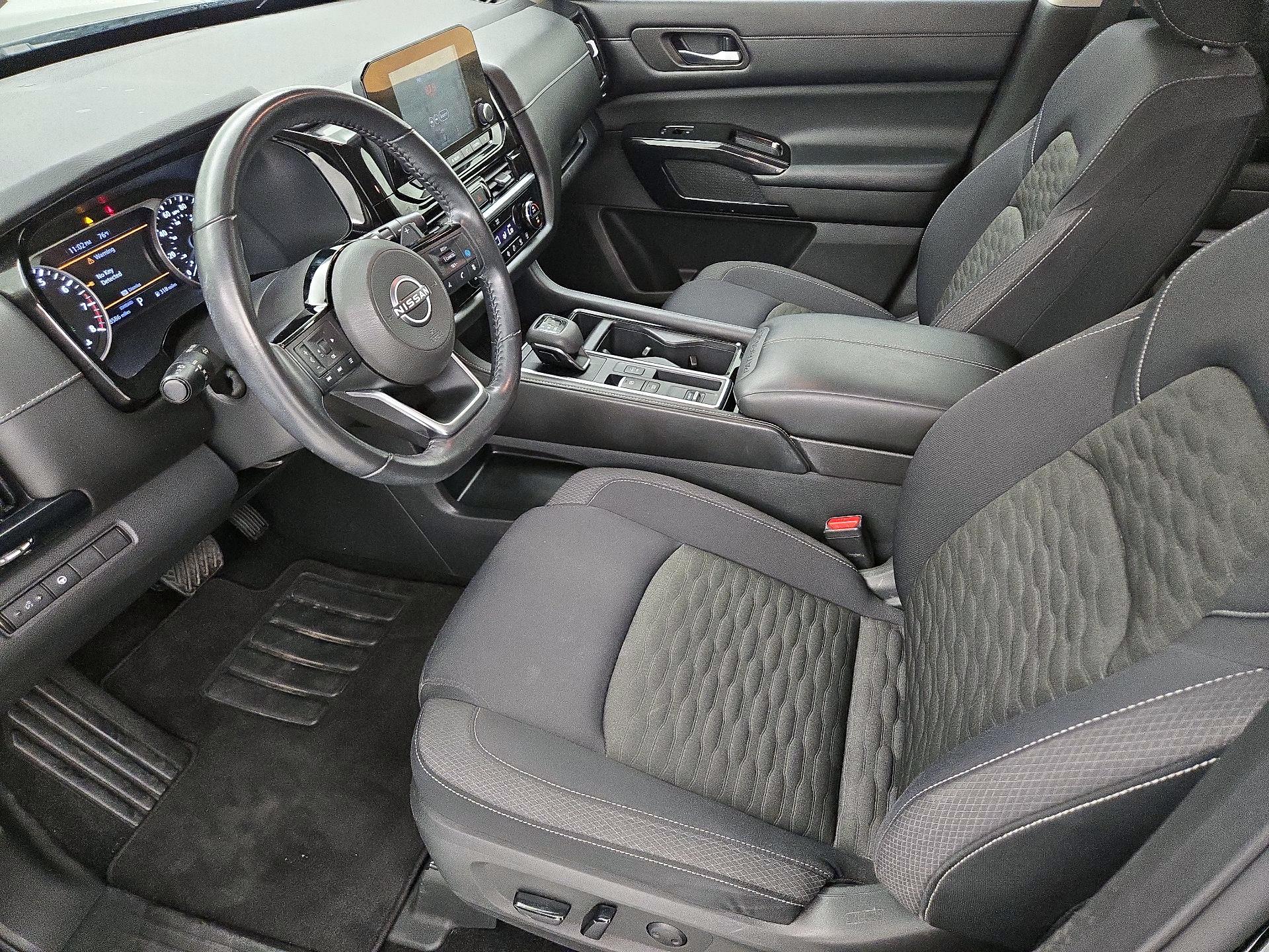 Thumbnail: 2022 Nissan Pathfinder - 11