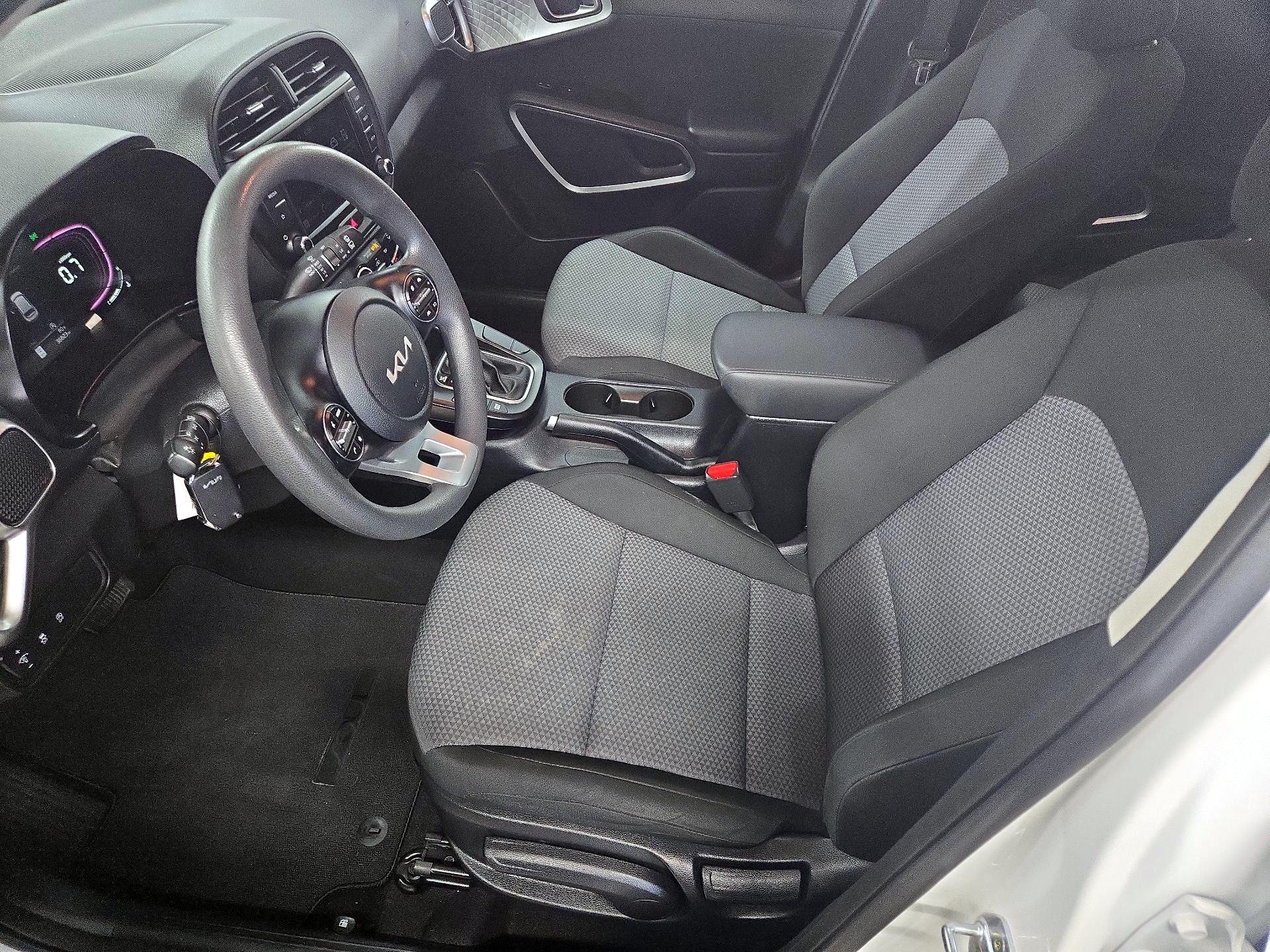 Thumbnail: 2023 Kia Soul - 11