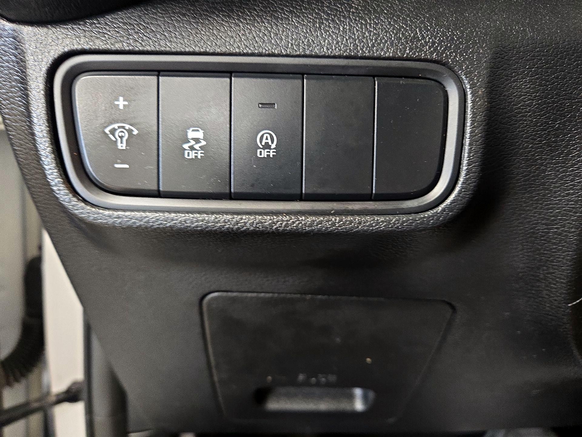 Thumbnail: 2023 Kia Soul - 13
