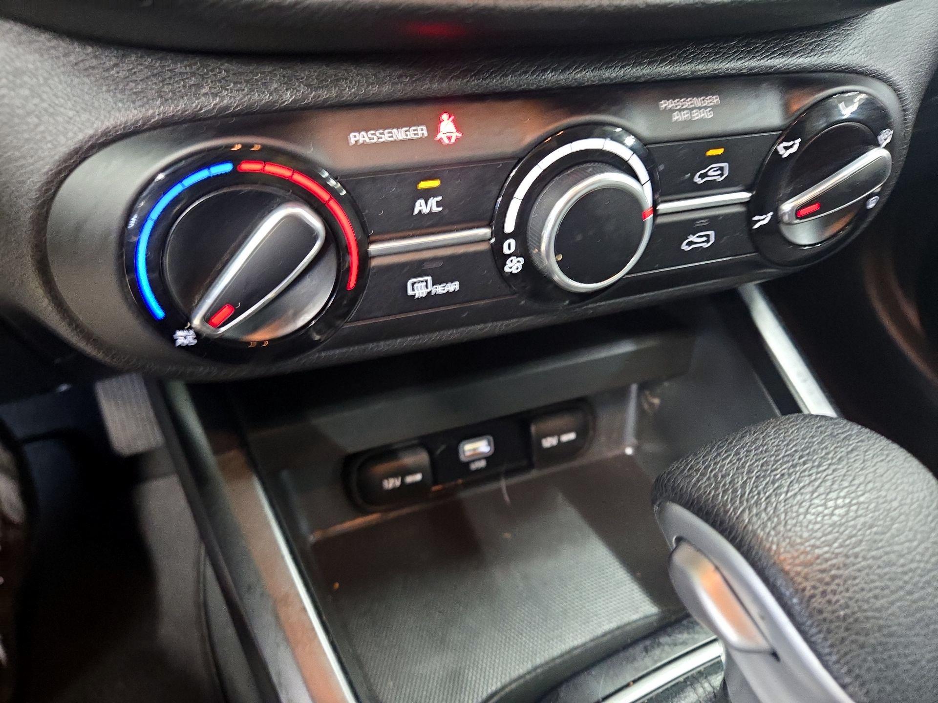 Thumbnail: 2023 Kia Soul - 16