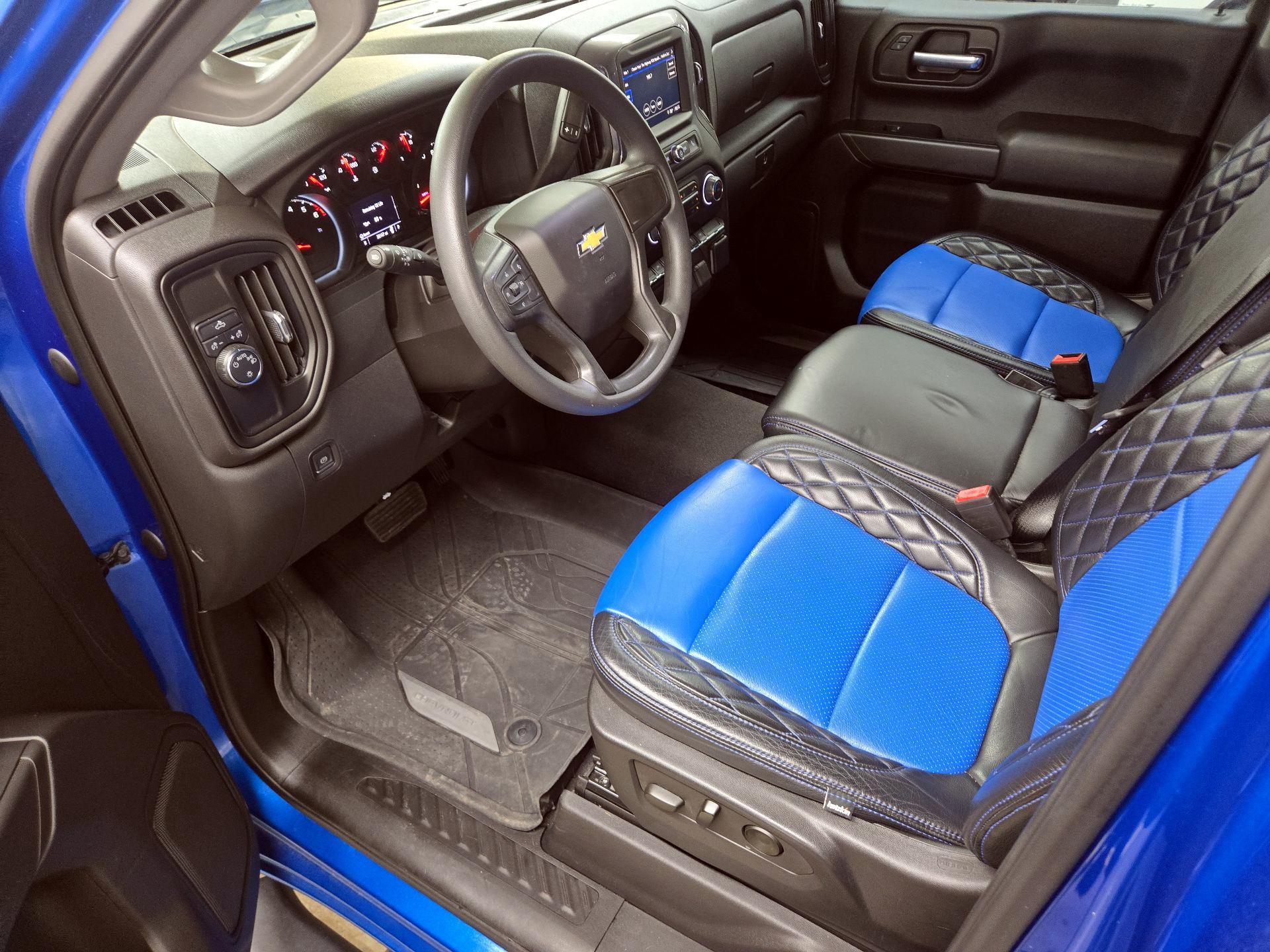 Thumbnail: 2022 Chevrolet Silverado 1500 - 11