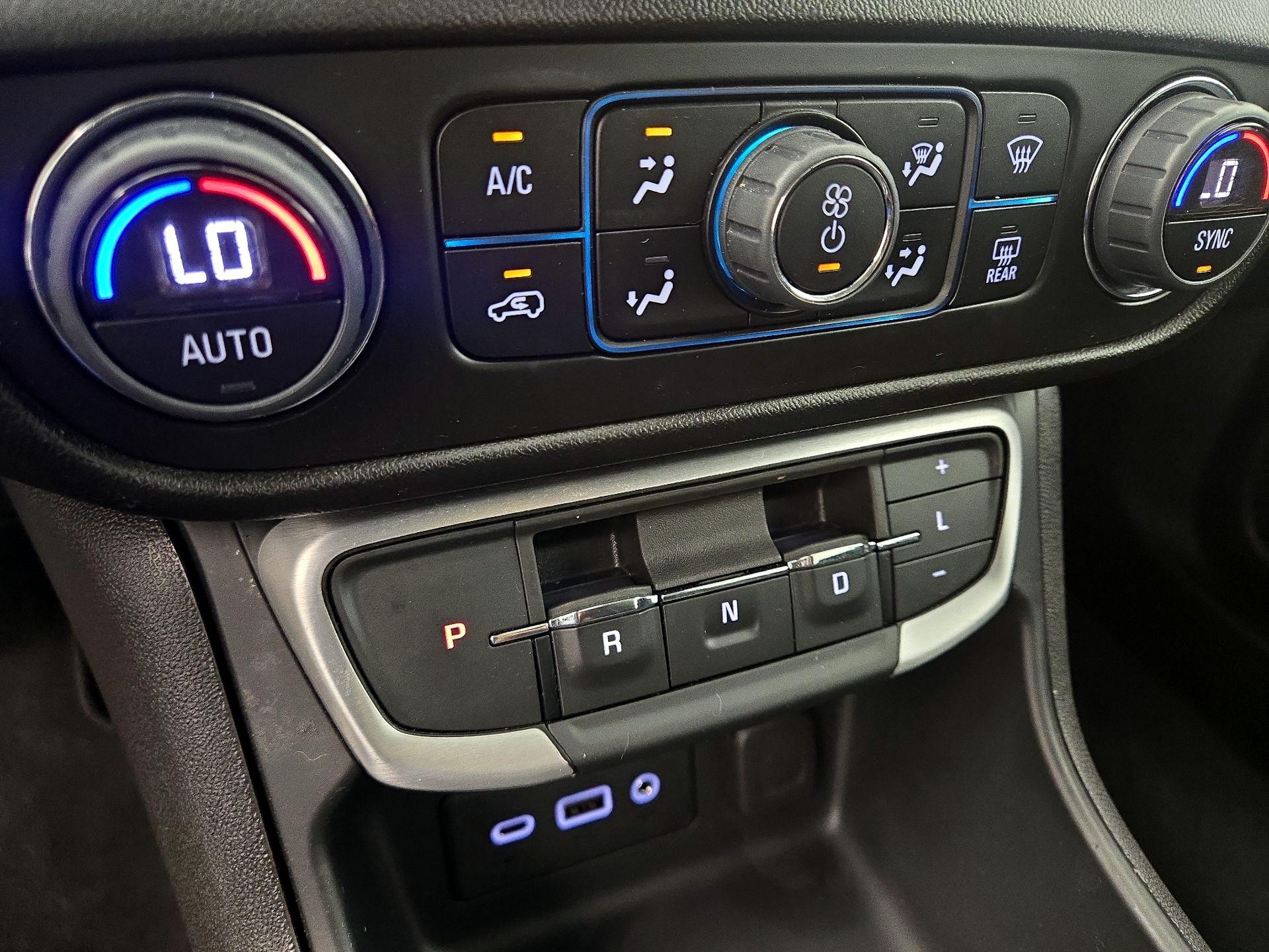 Thumbnail: 2024 GMC Terrain - 16