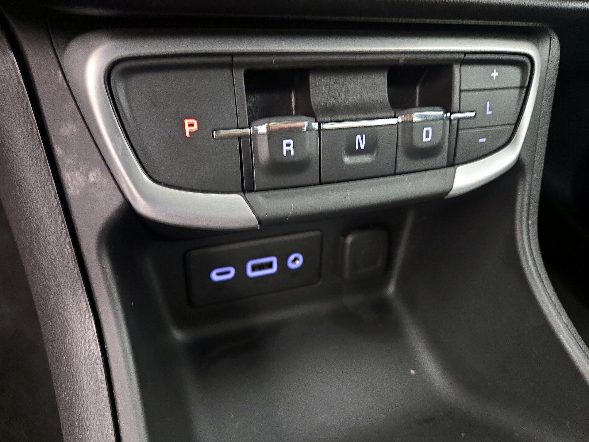 Thumbnail: 2024 GMC Terrain - 17