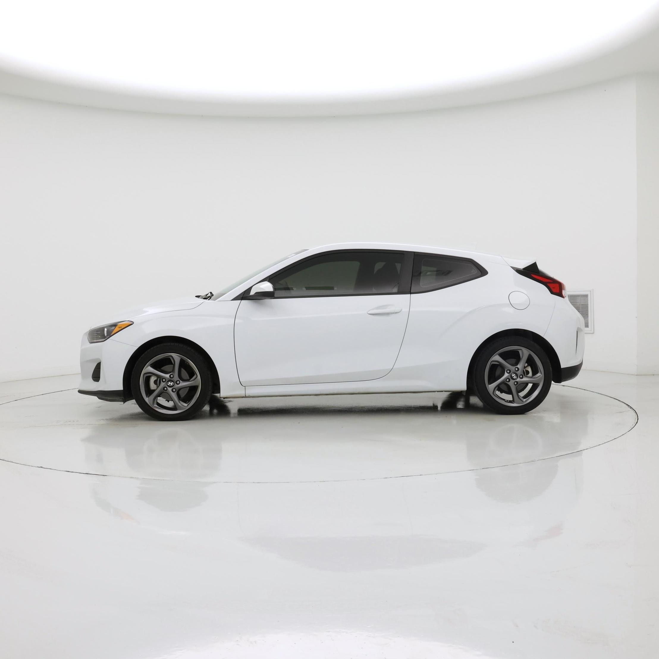 Thumbnail: 2020 Hyundai Veloster - 3