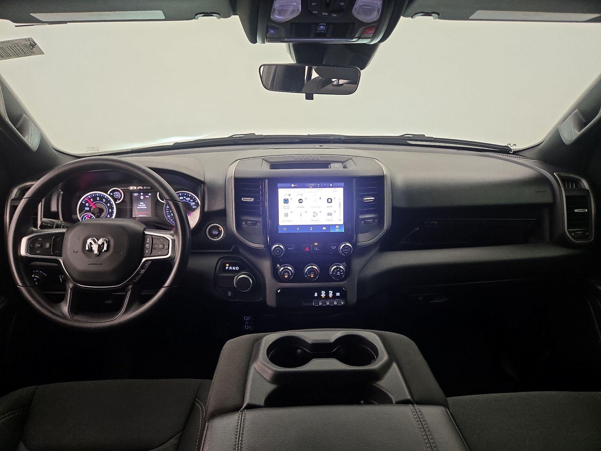 Thumbnail: 2025 RAM 1500 - 9