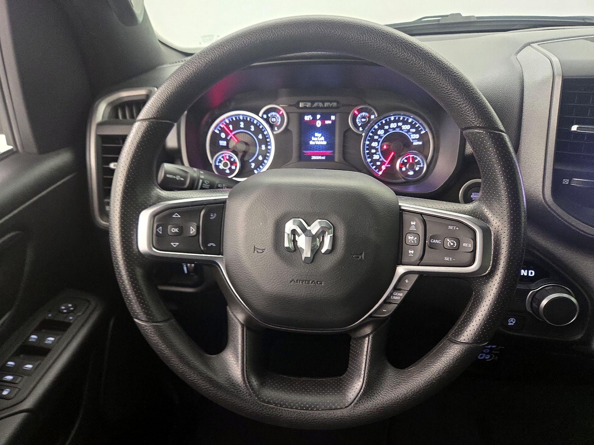 Thumbnail: 2025 RAM 1500 - 10