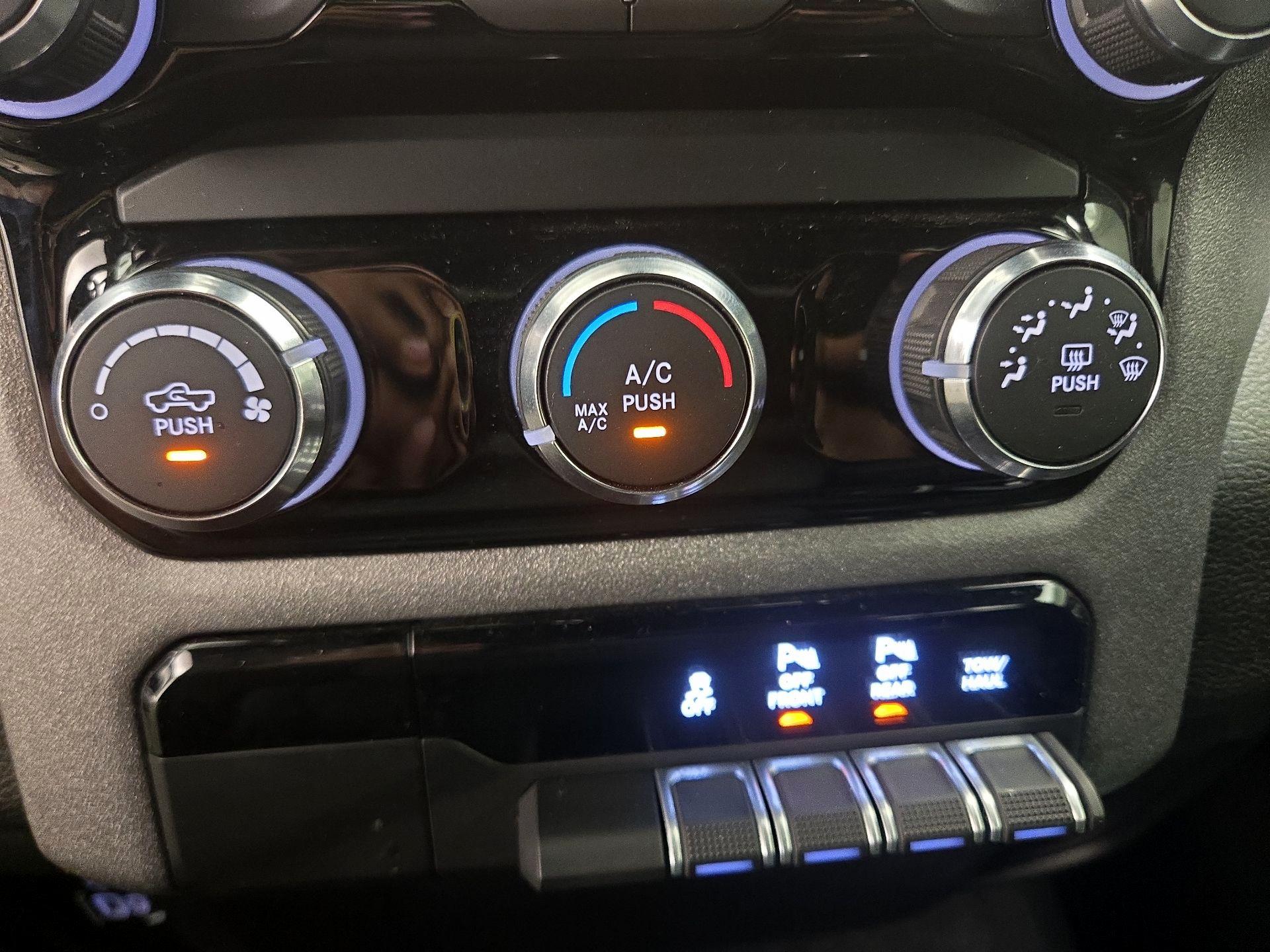 Thumbnail: 2025 RAM 1500 - 16
