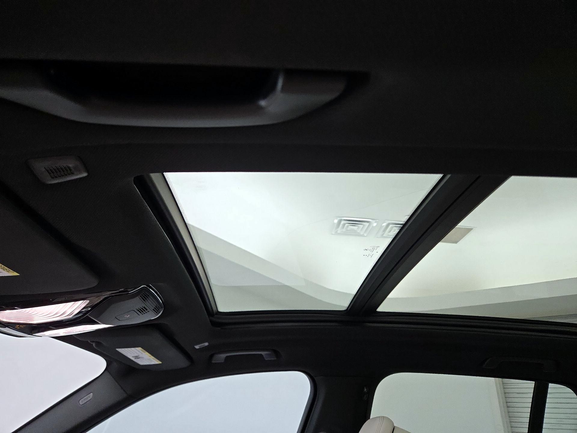 Thumbnail: 2023 BMW X5 - 20