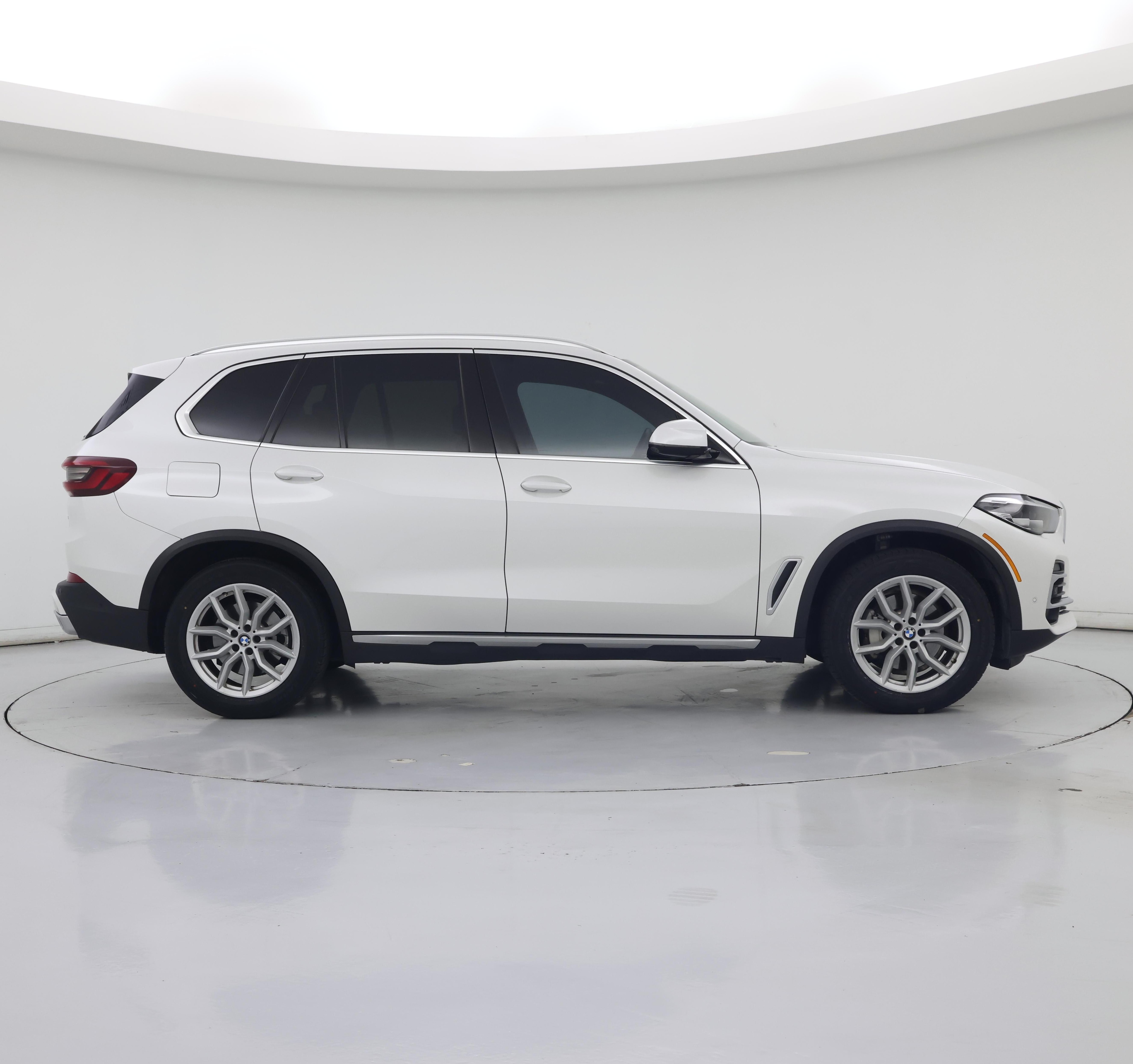 Thumbnail: 2023 BMW X5 - 7